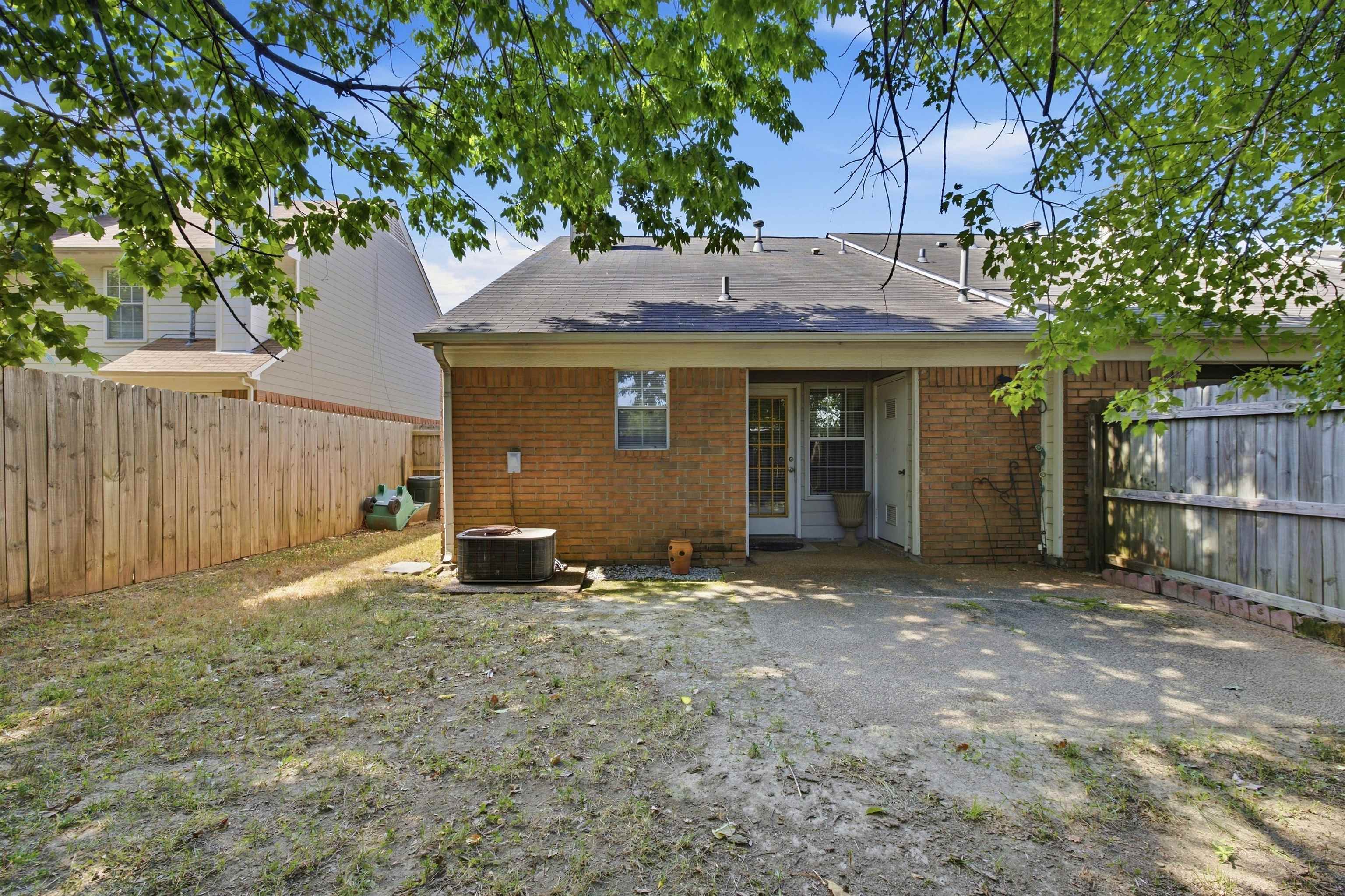 1742 Camille Way Property Photo 21