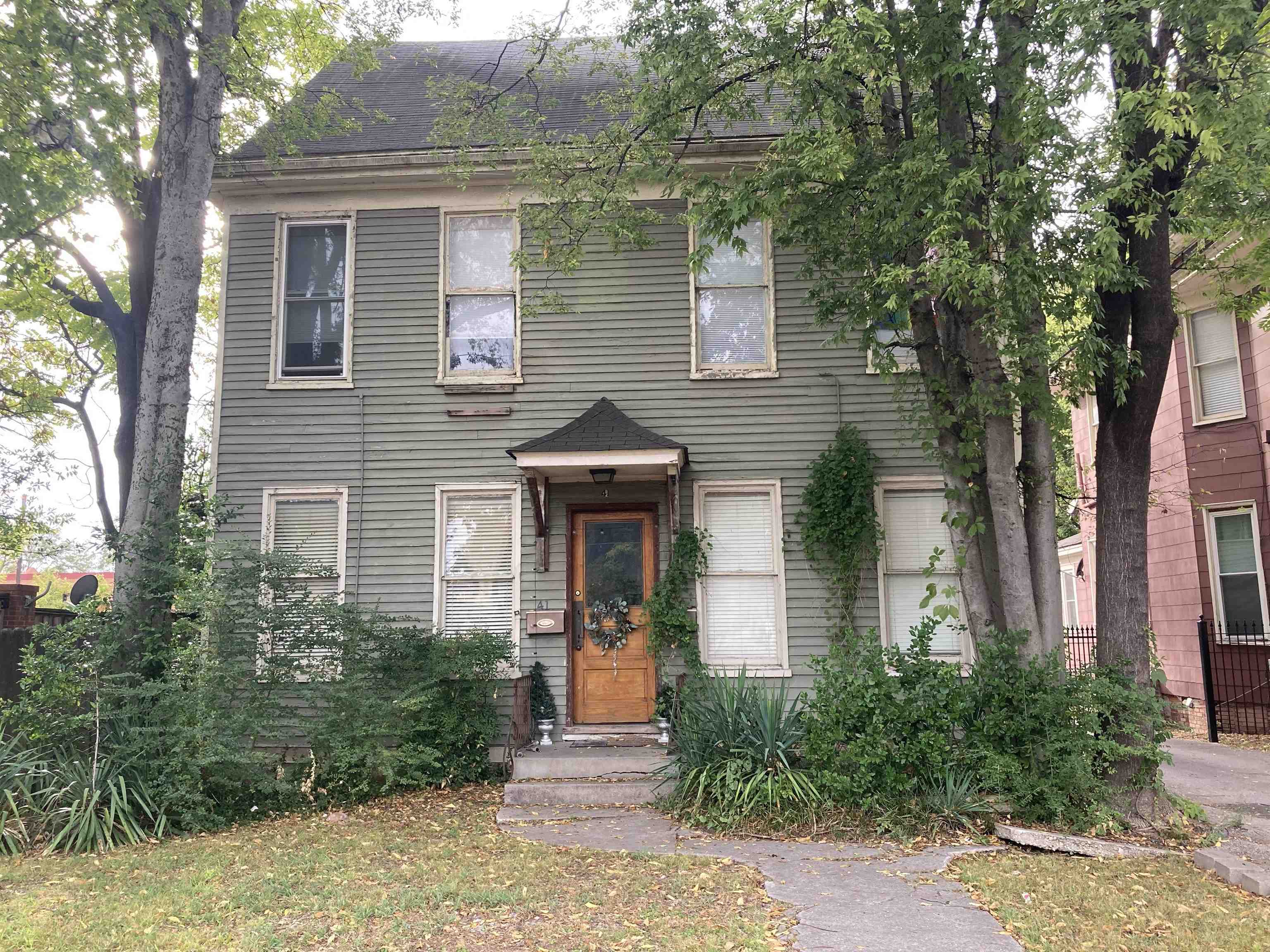 41 S Mclean Blvd Property Photo 1