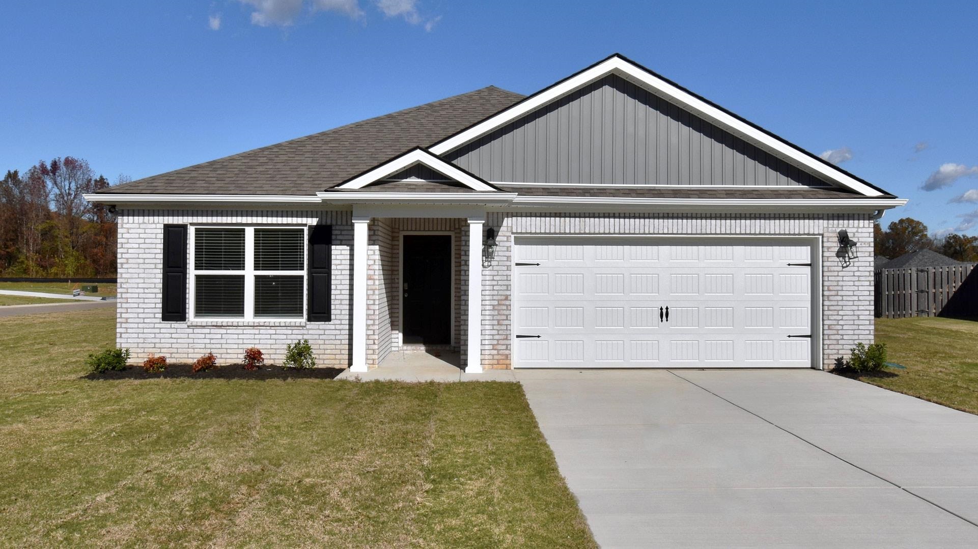 7920 CLOVE PASTURE DR E Property Photo 1