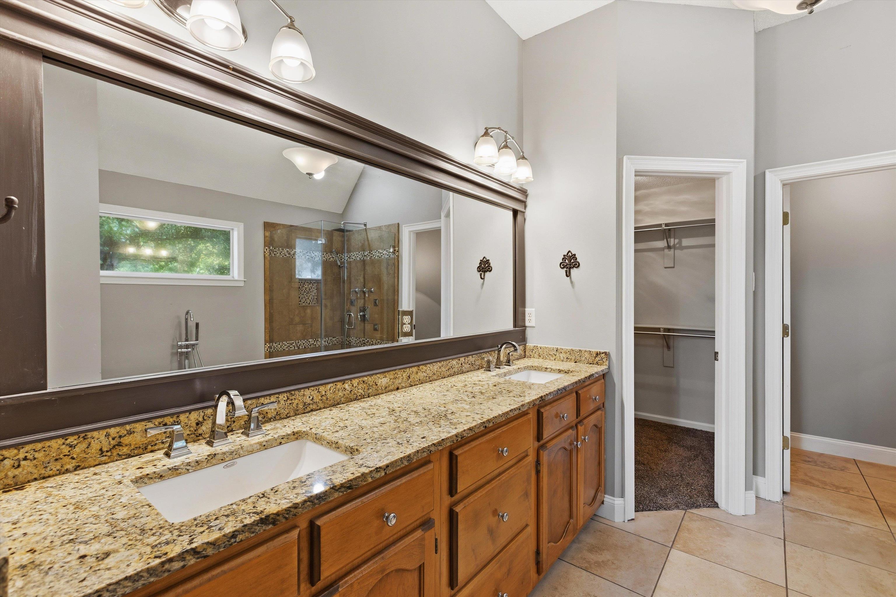 5177 Creek Cv Property Photo 20