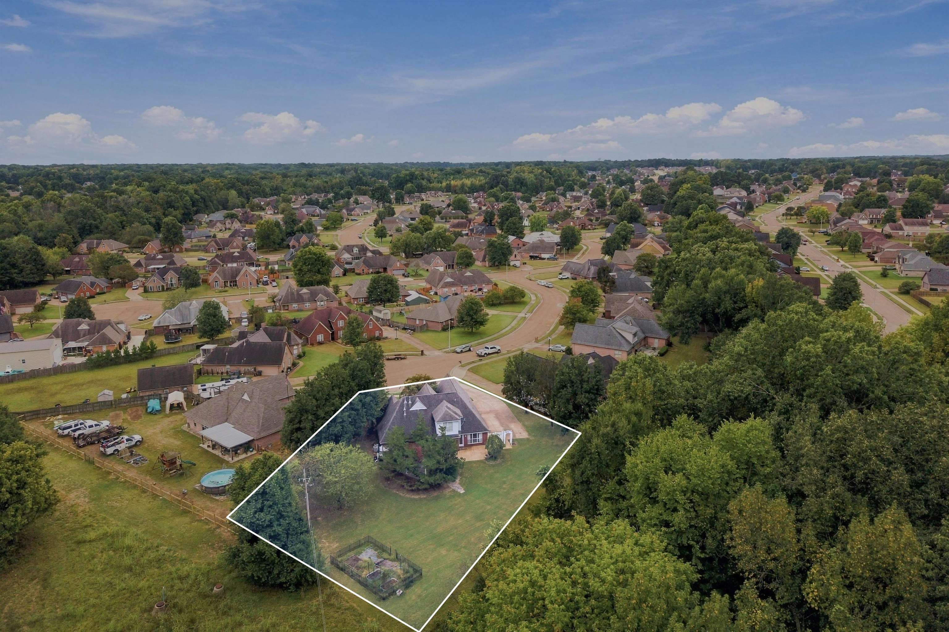 5177 Creek Cv Property Photo 38
