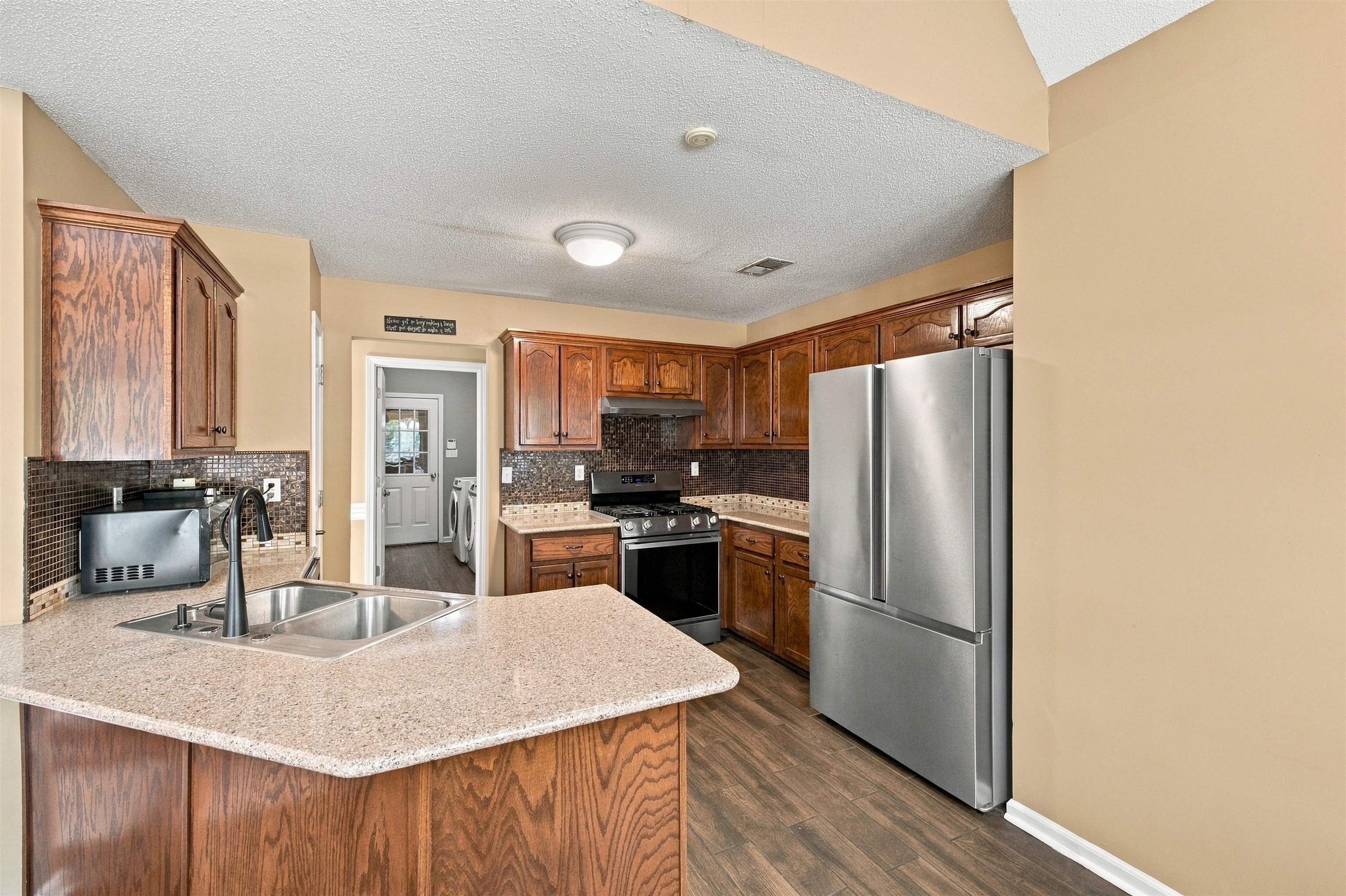 2580 Rasco Rd Property Photo 11