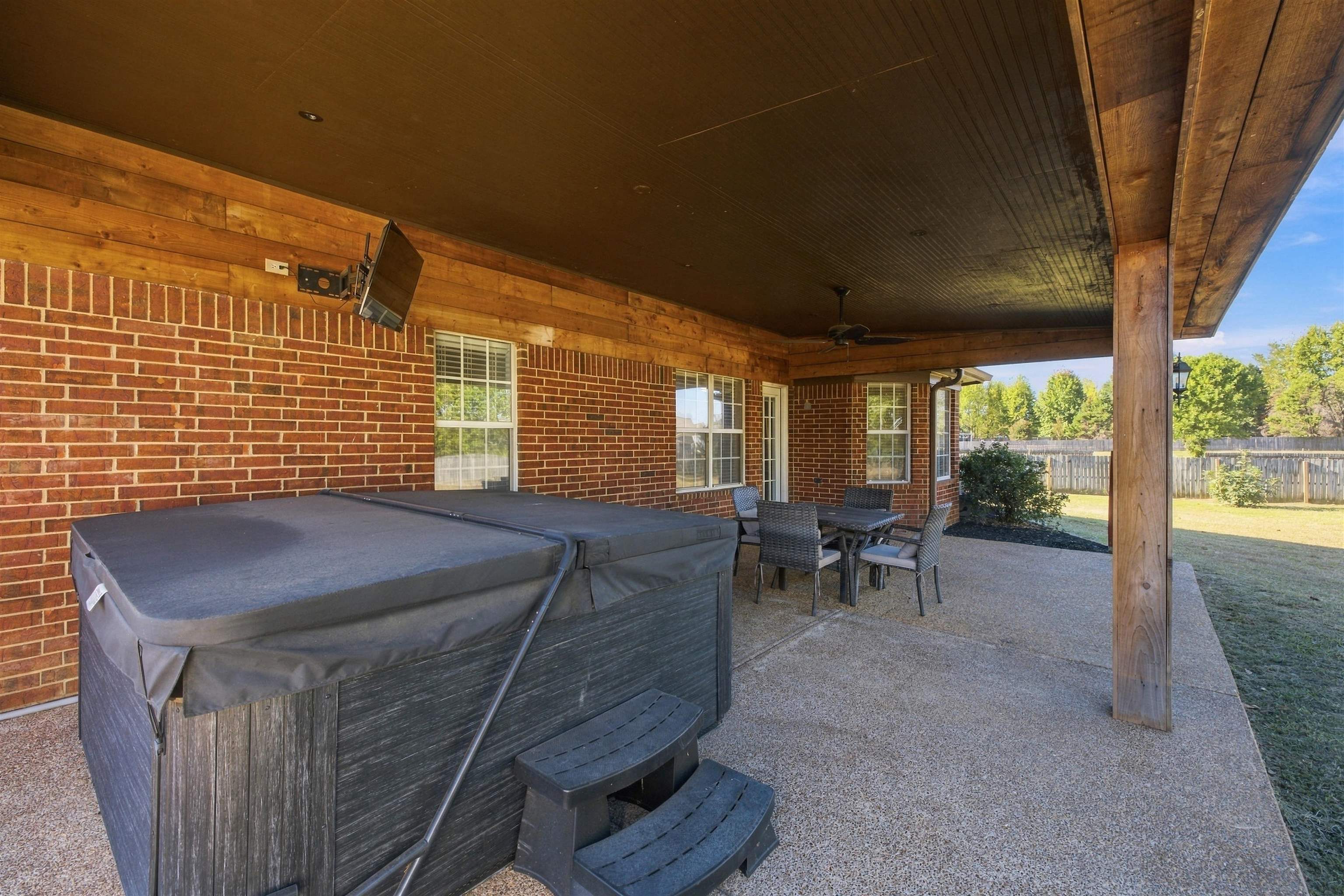 2580 Rasco Rd Property Photo 24