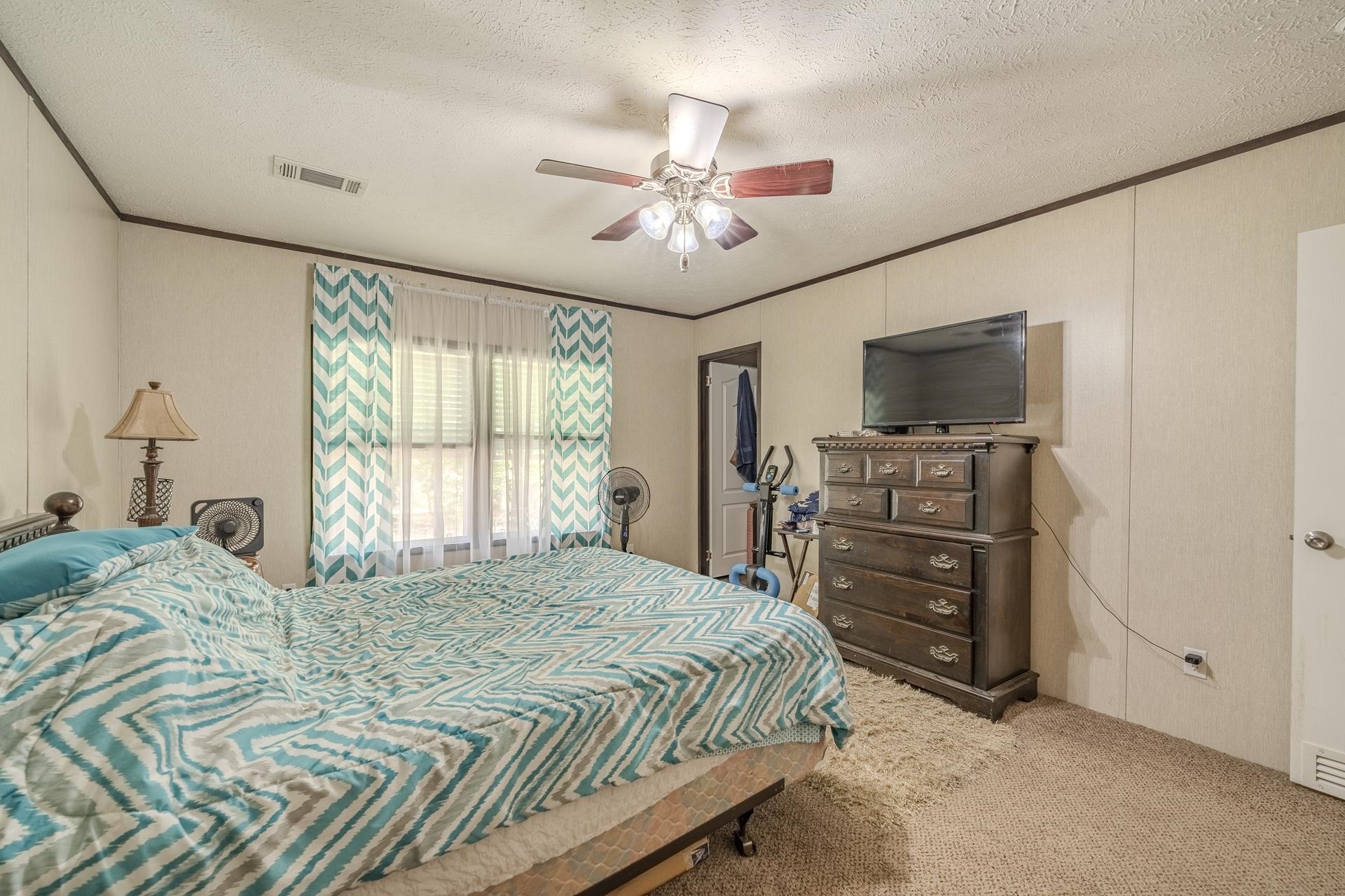 845 Winding Way Property Photo 28