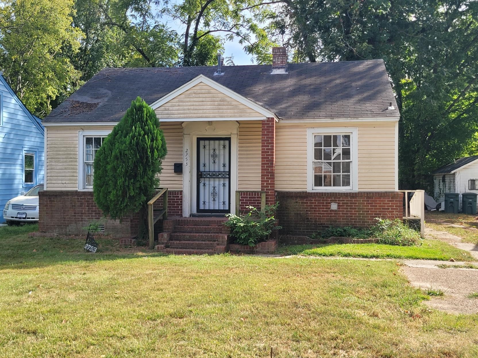 2753 Burns Ave Property Photo 1