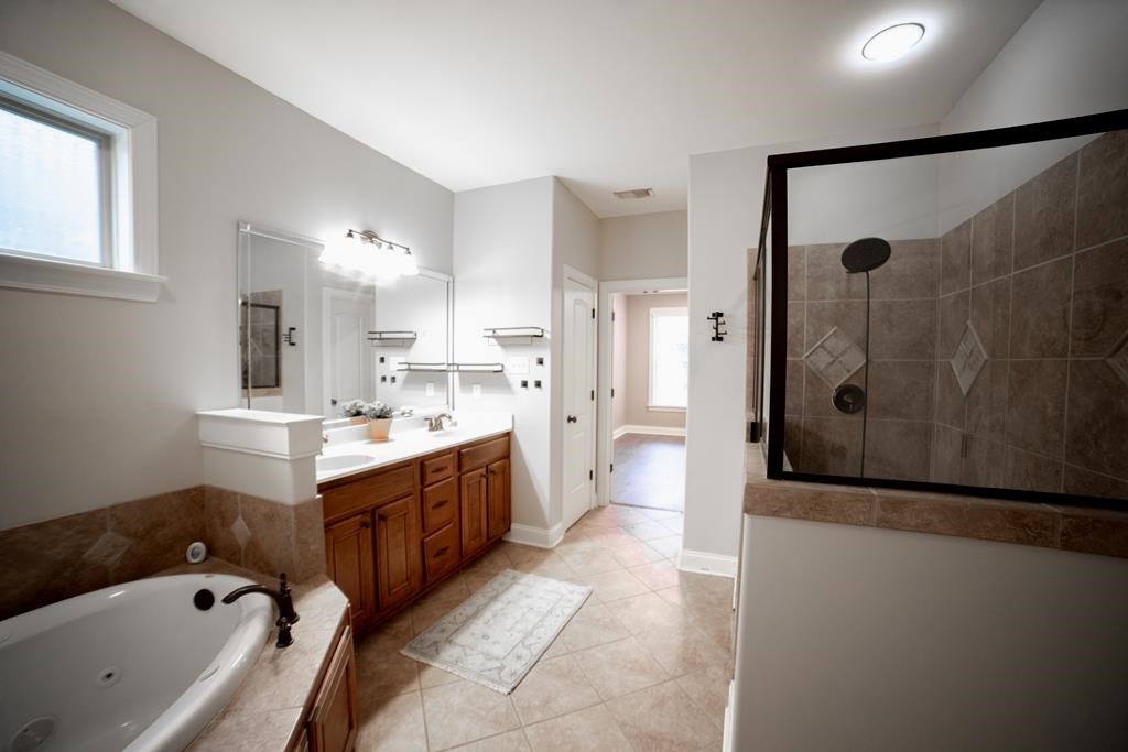 1296 Raindrop Dr Property Photo 13