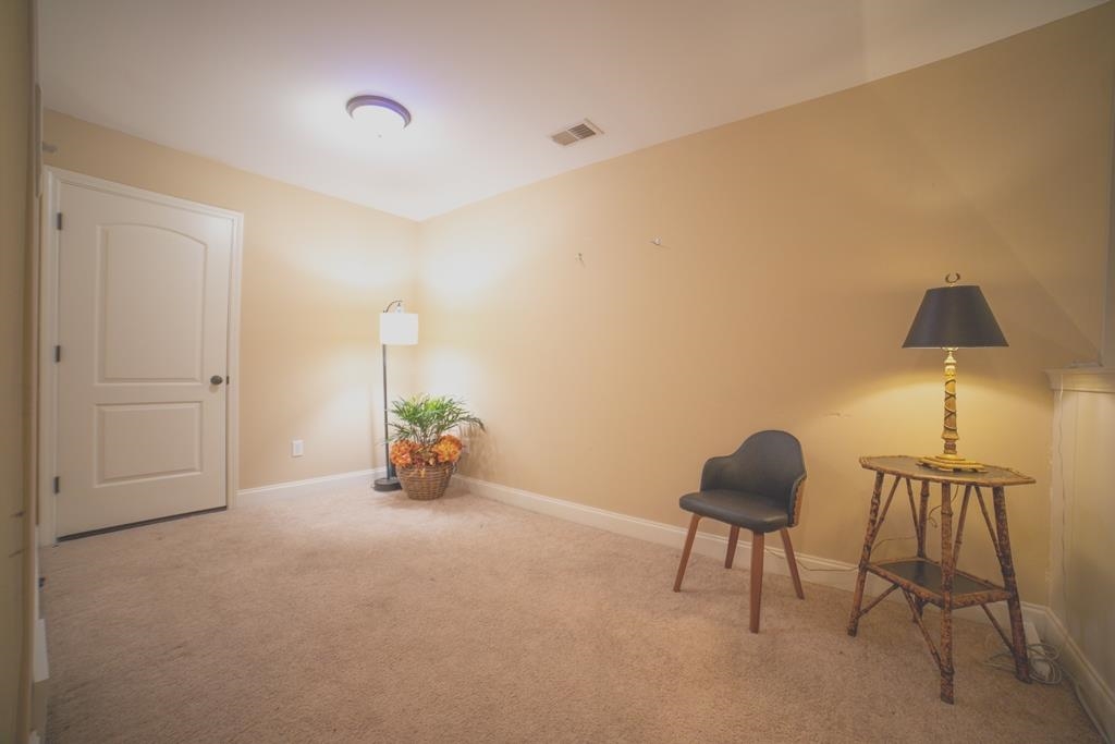 1296 Raindrop Dr Property Photo 16