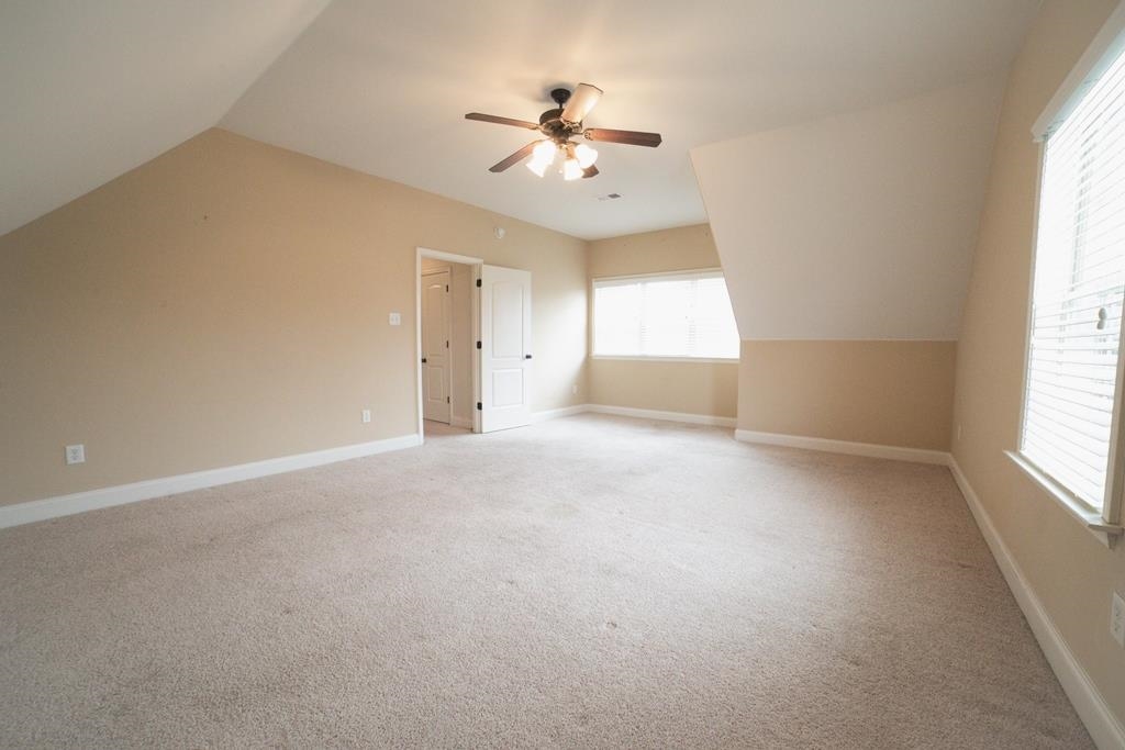 1296 Raindrop Dr Property Photo 20