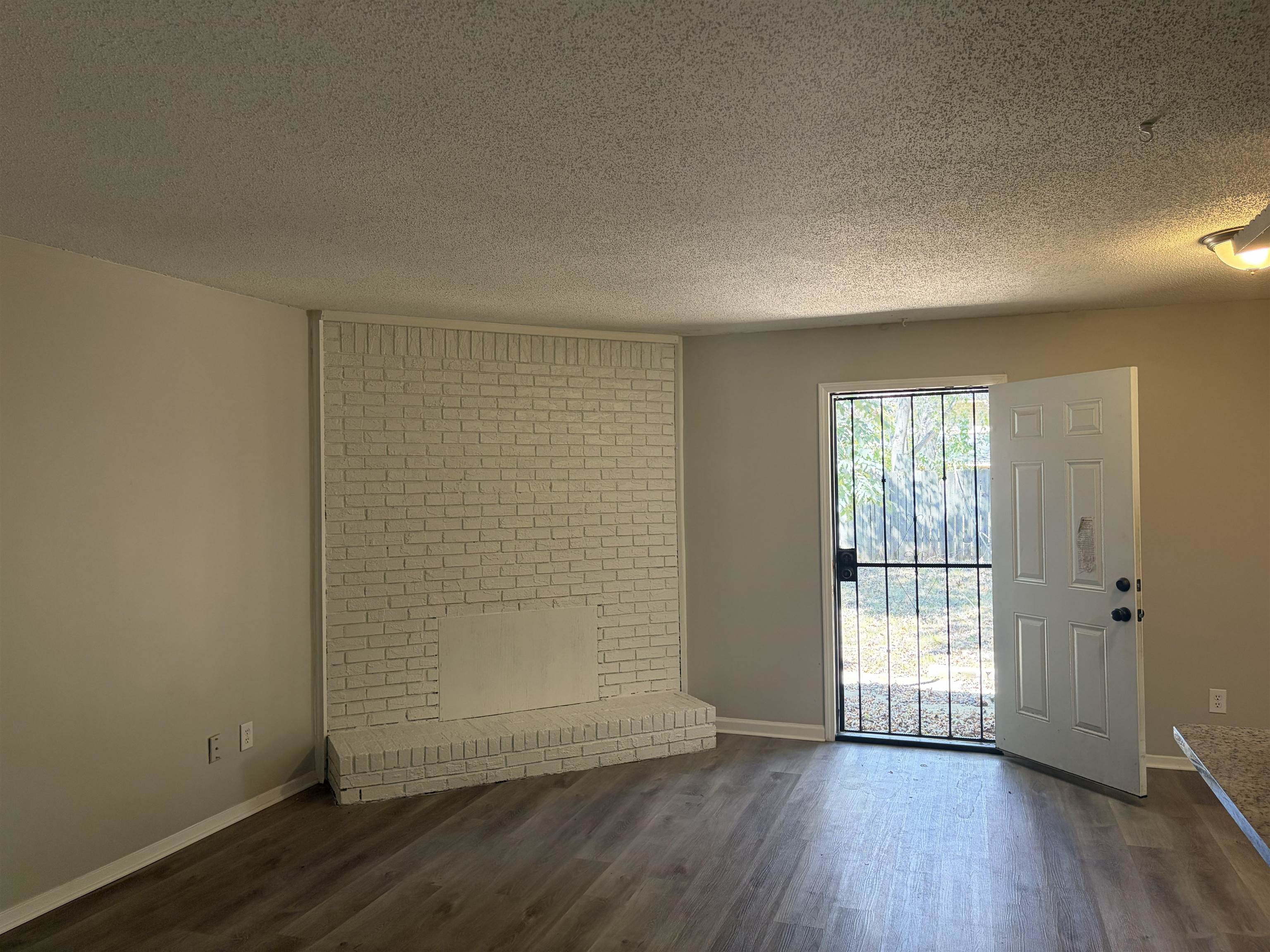 5688 Winter Tree Dr Property Photo 10