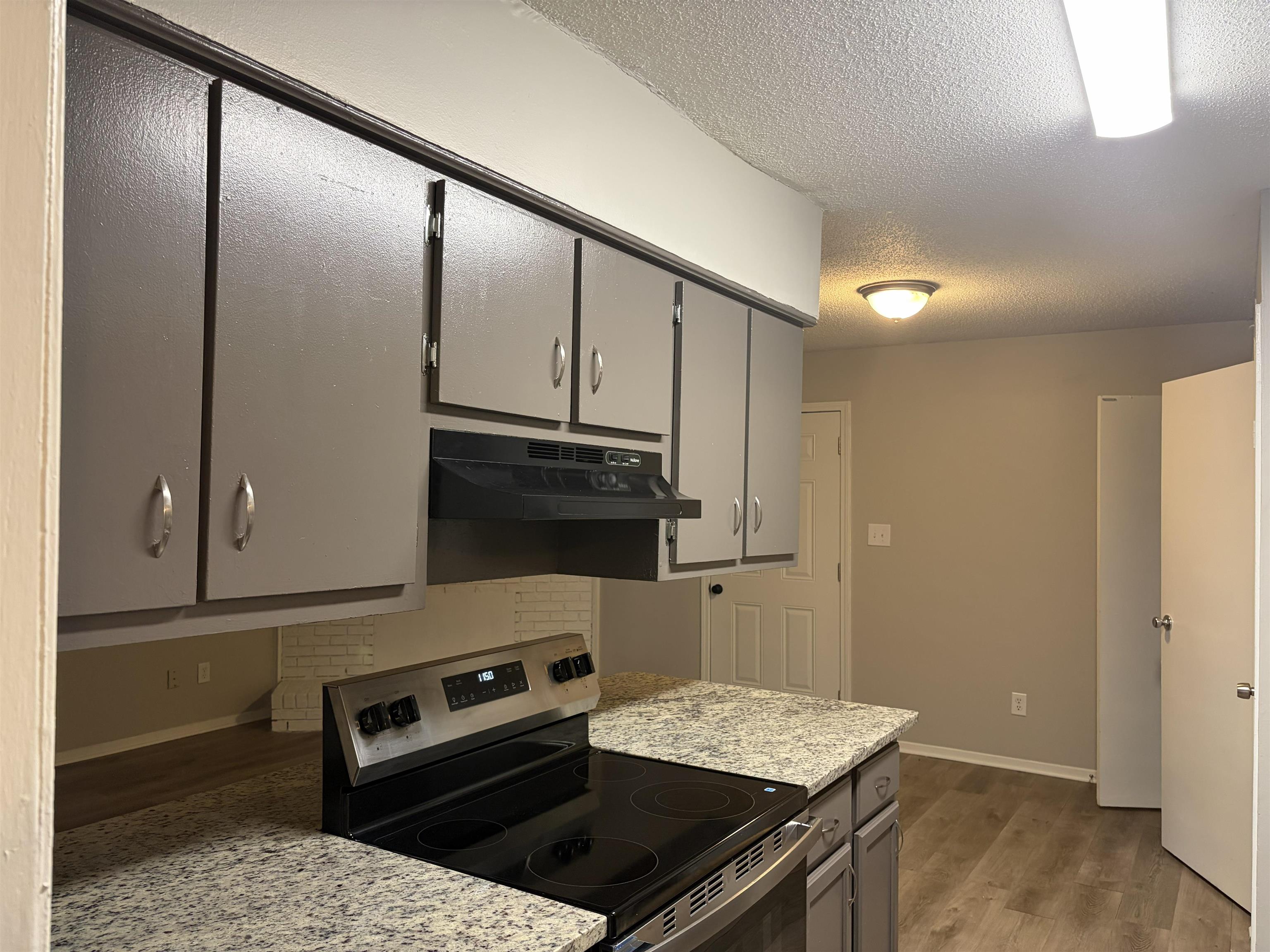 5688 Winter Tree Dr Property Photo 11