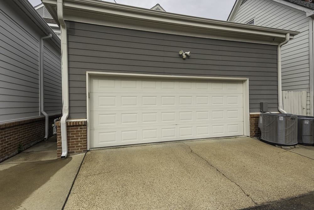 864 Harbor Crest Dr Property Photo 28