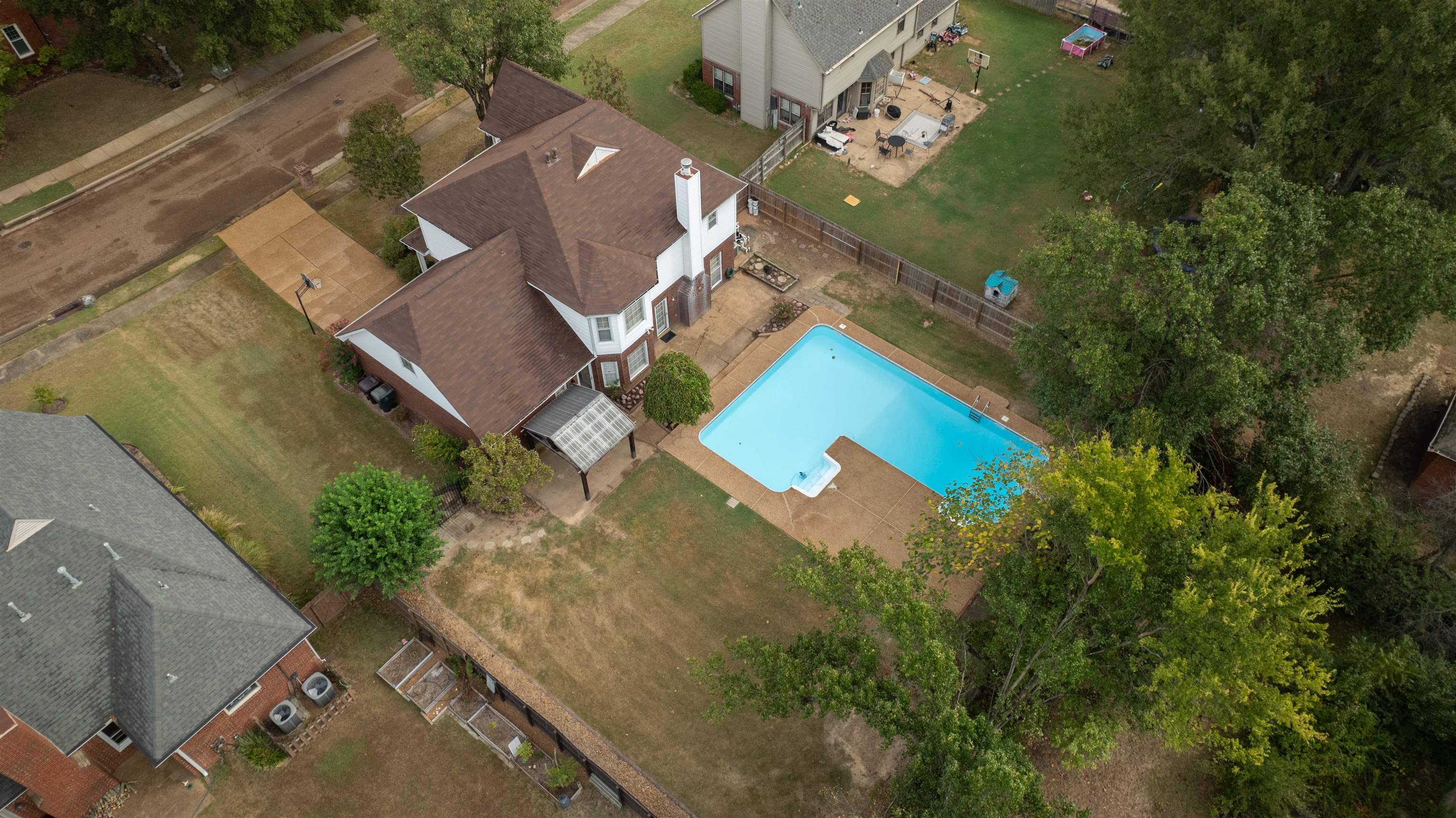 549 Tara Oaks Cv Property Photo 36