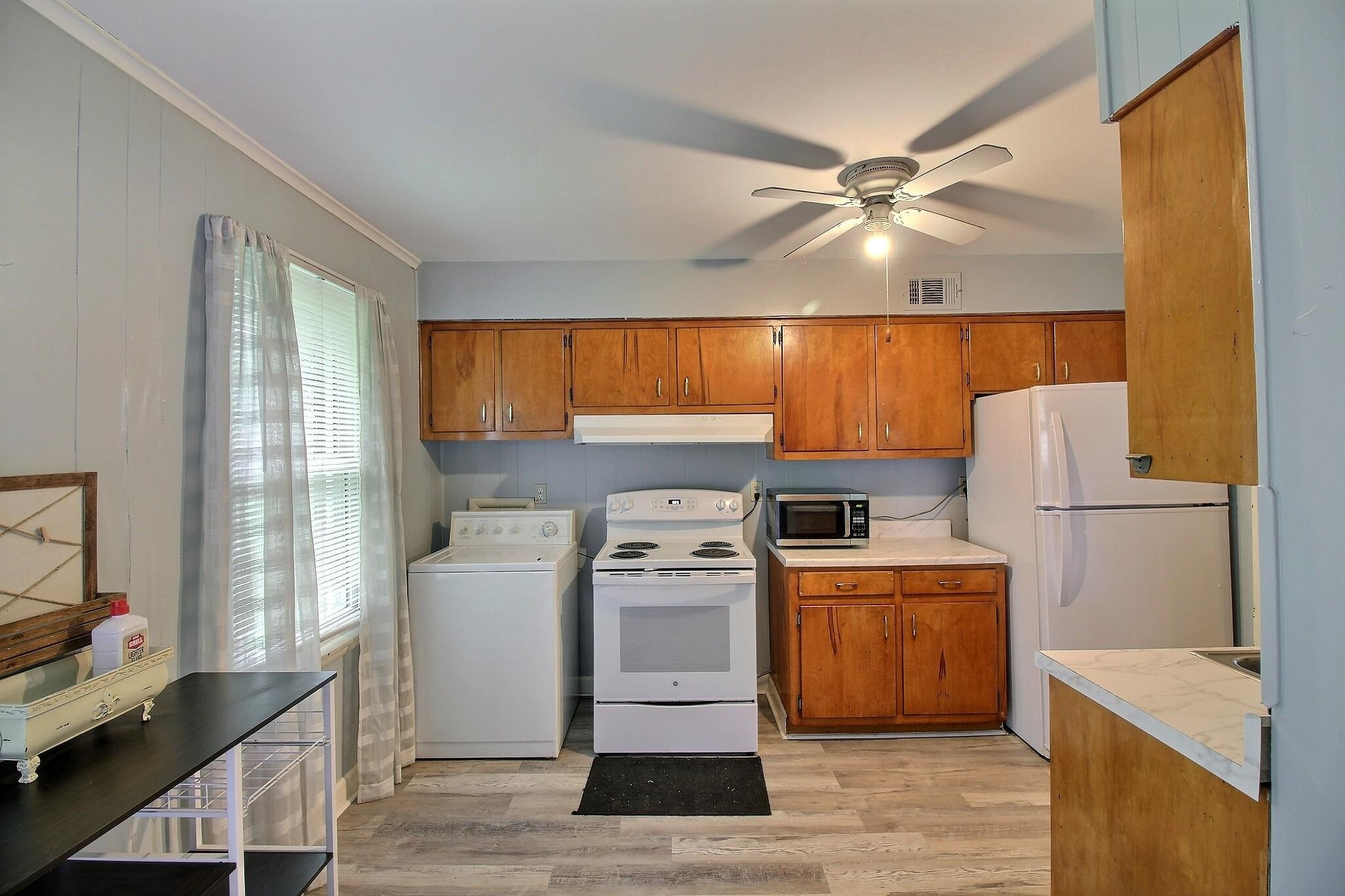 534 S Center St Property Photo 11