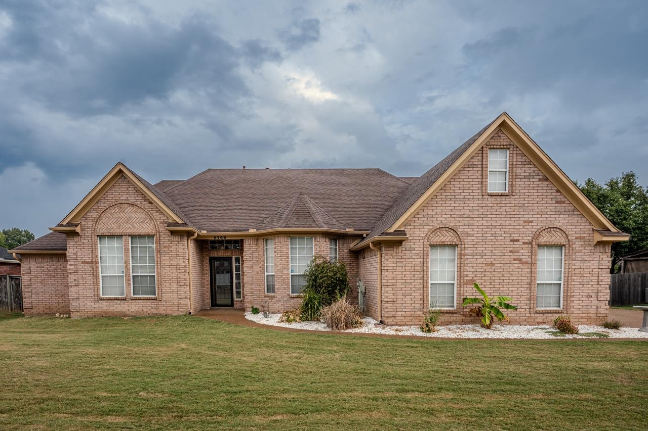 6766 RANER CREEK DR Property Photo 1