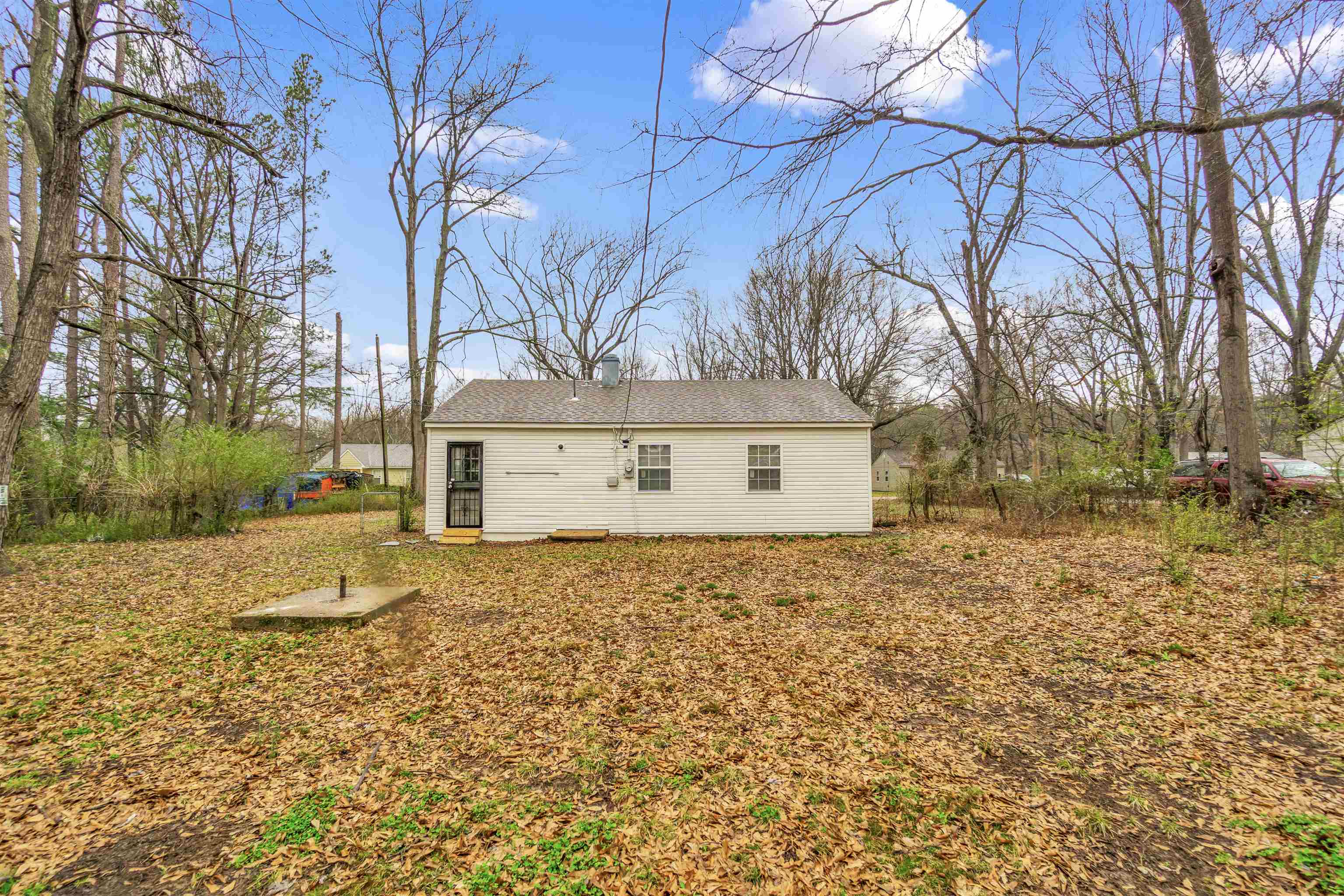 7818 Nimitz Rd Property Photo 13
