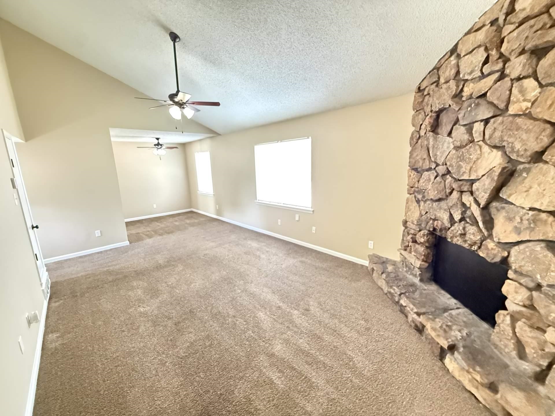 5588 Maple Tree Dr Property Photo 10