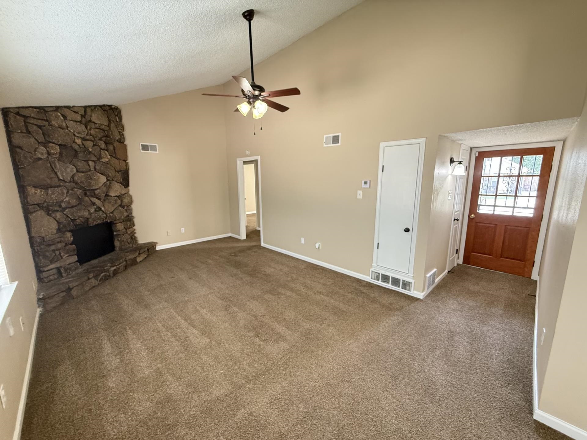 5588 Maple Tree Dr Property Photo 14
