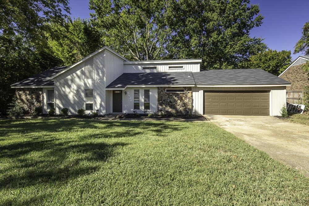 5629 Ridgetop Dr Property Photo 2