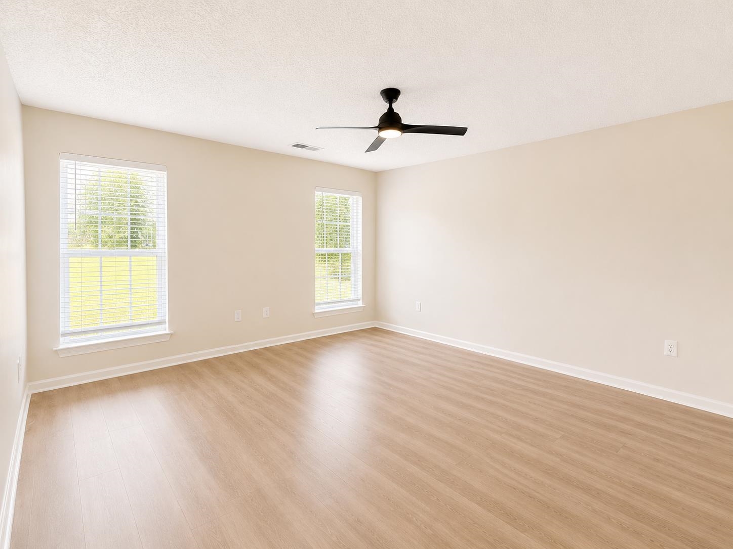 3252 Club Grove Cv Property Photo 6