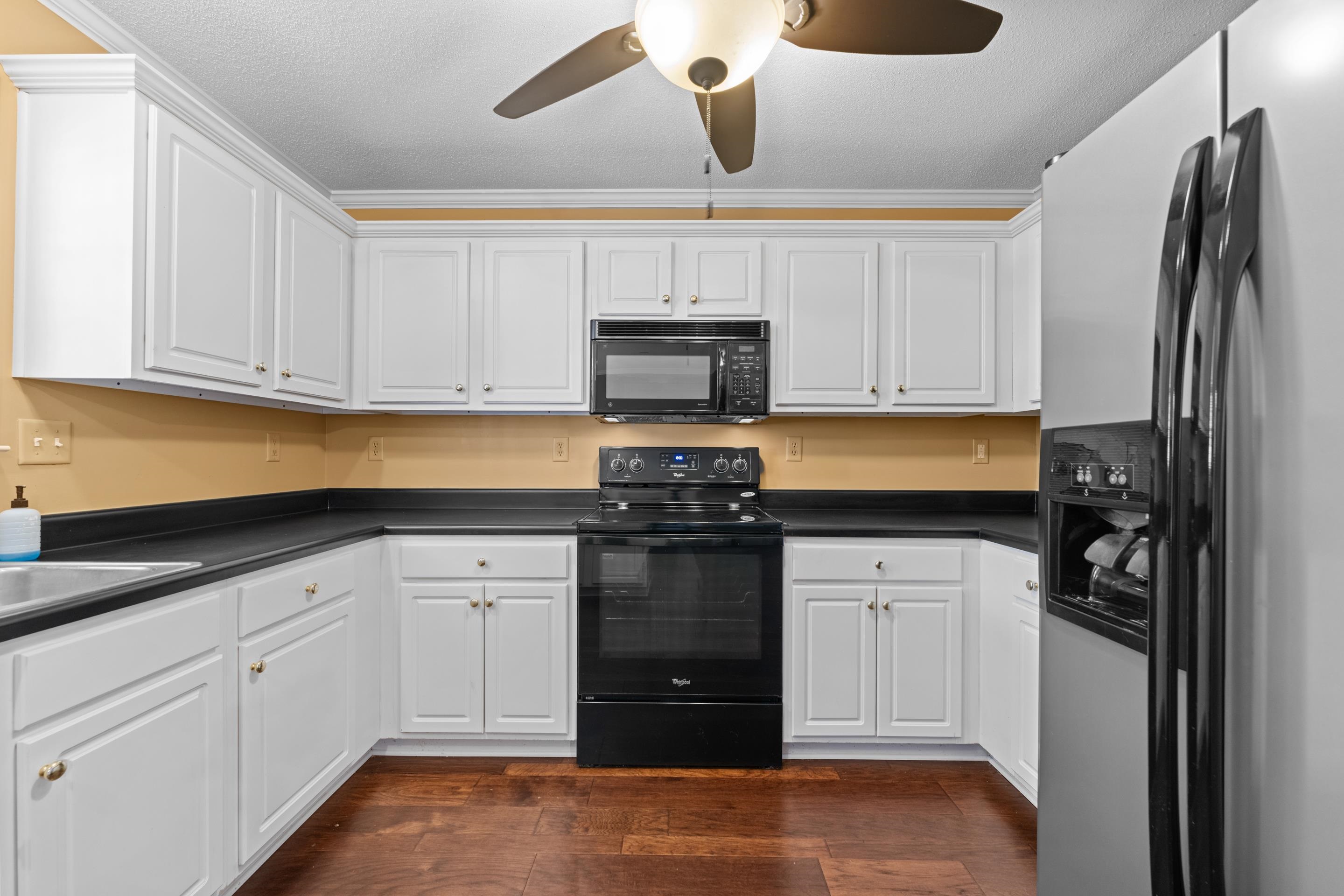 3814 Peachtree Cv Property Photo 11