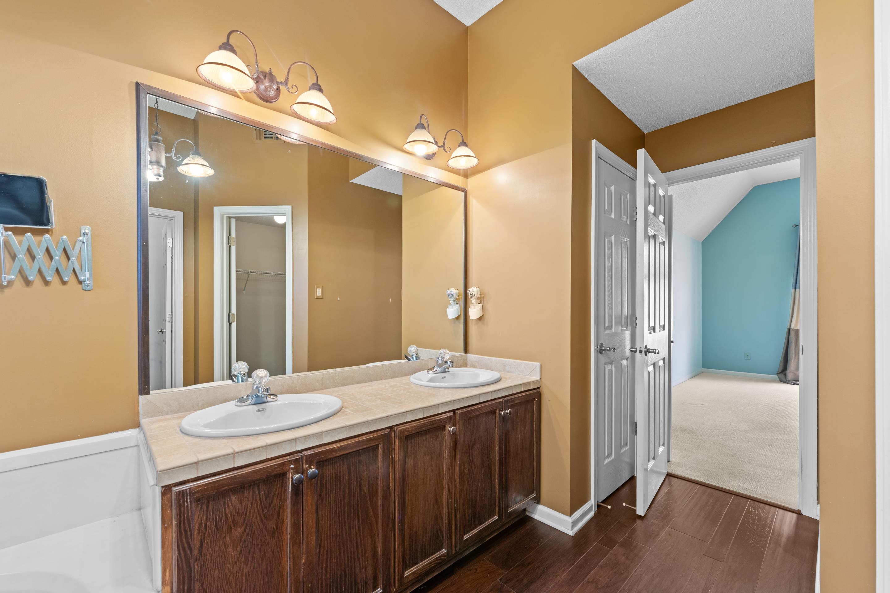 3814 Peachtree Cv Property Photo 21