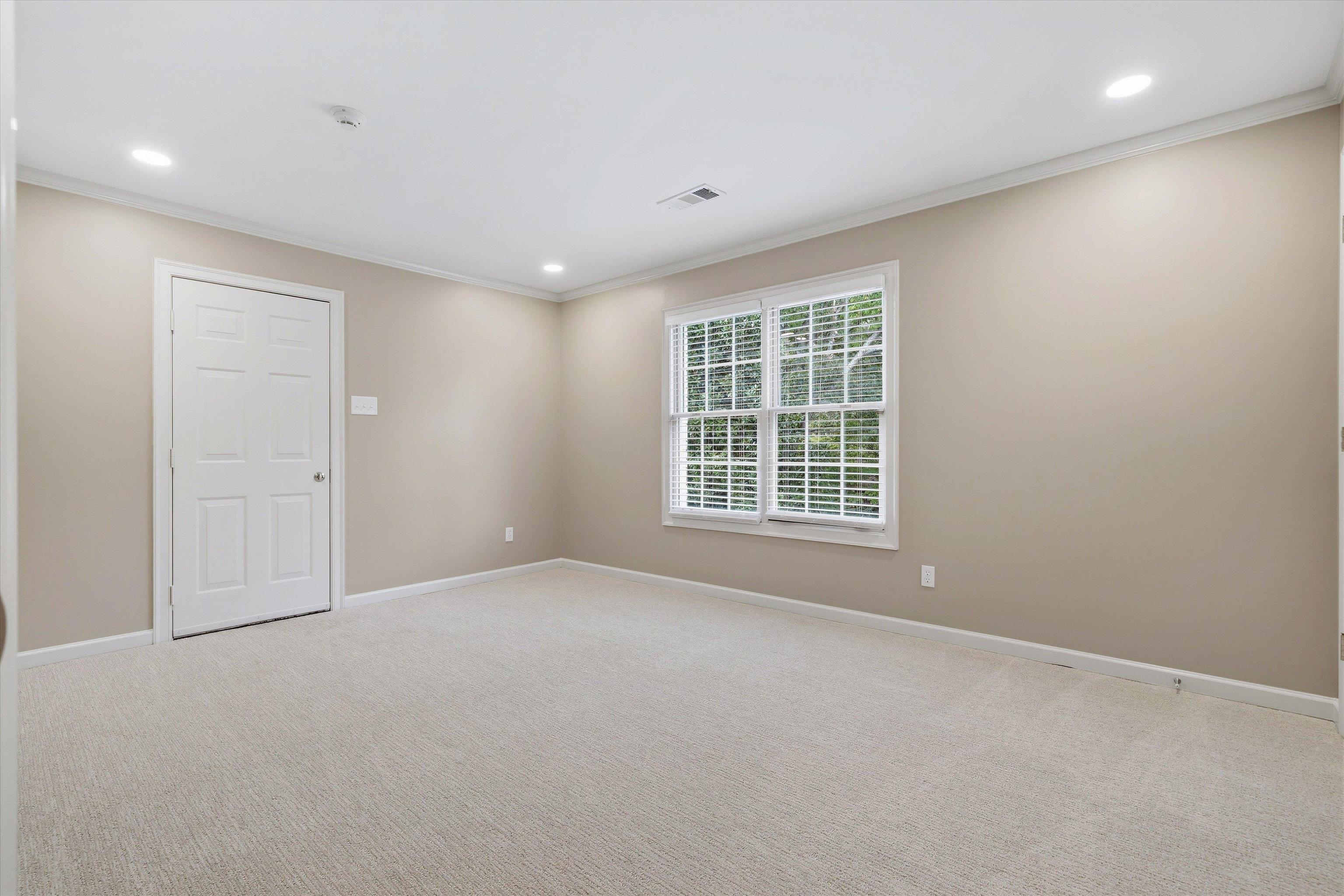 5349 N Clover Dr Property Photo 30