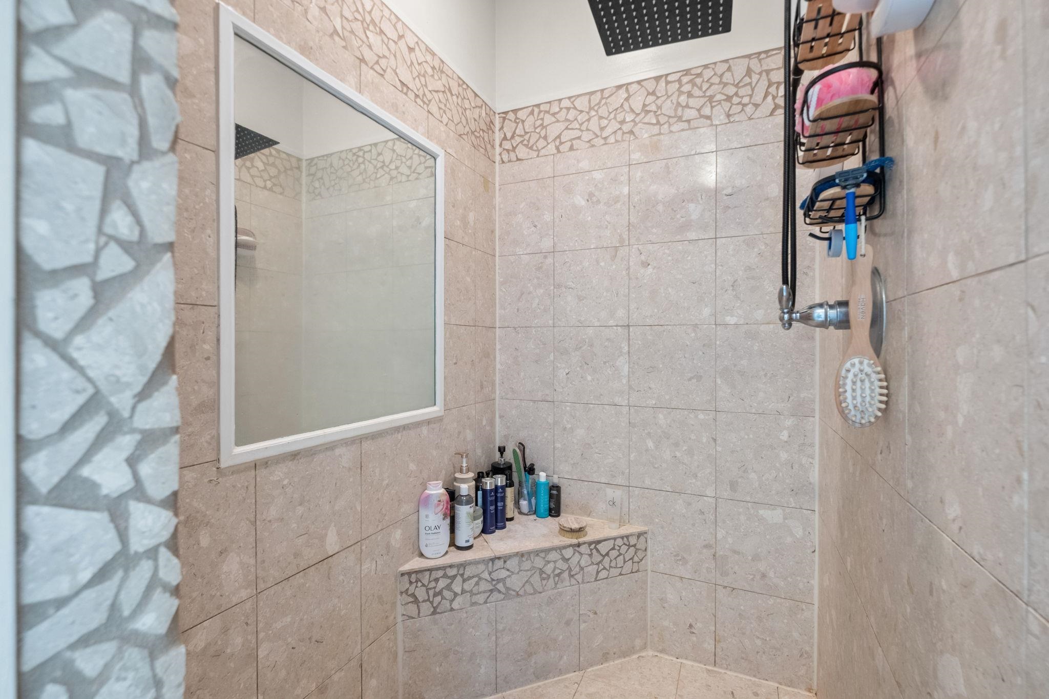 4672 Jacob Ln Property Photo 16