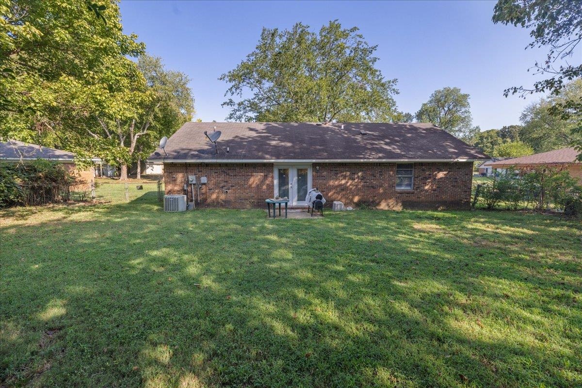 5161 Crestwood Cv Property Photo 18