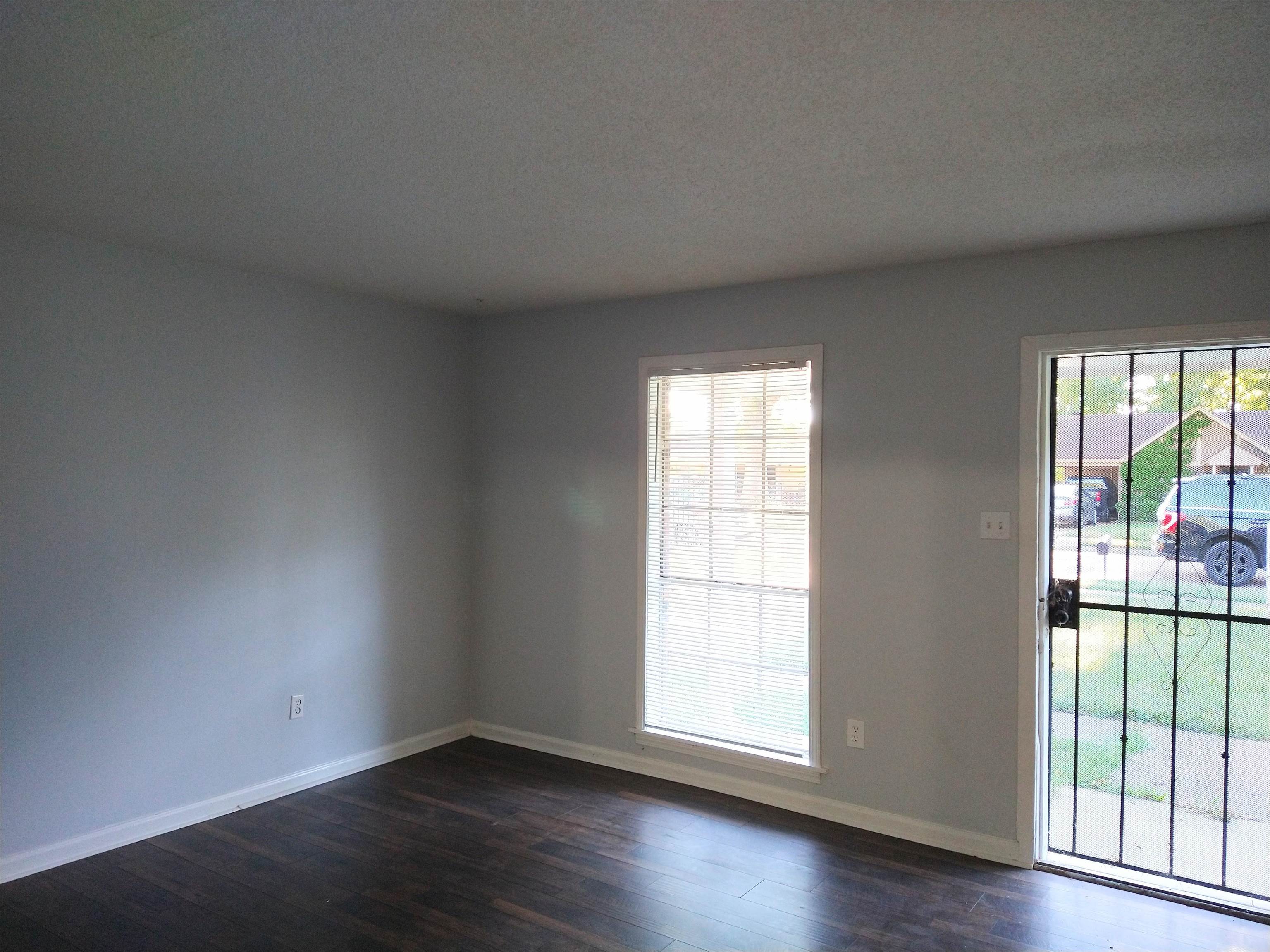 5083 Carterville Pl Property Photo 3