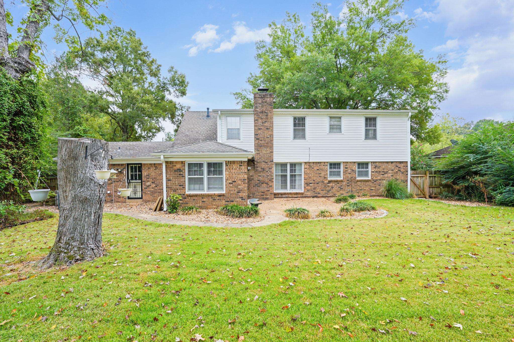 2531 Mimosa Tree Dr Property Photo 24