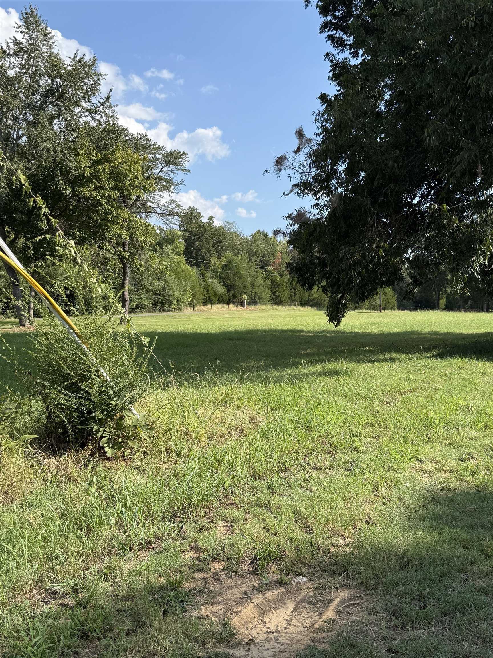 12053 Macon Rd Property Photo 4