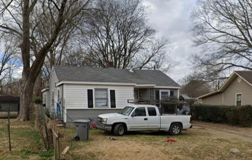 1715 Russwood Dr Property Photo 1