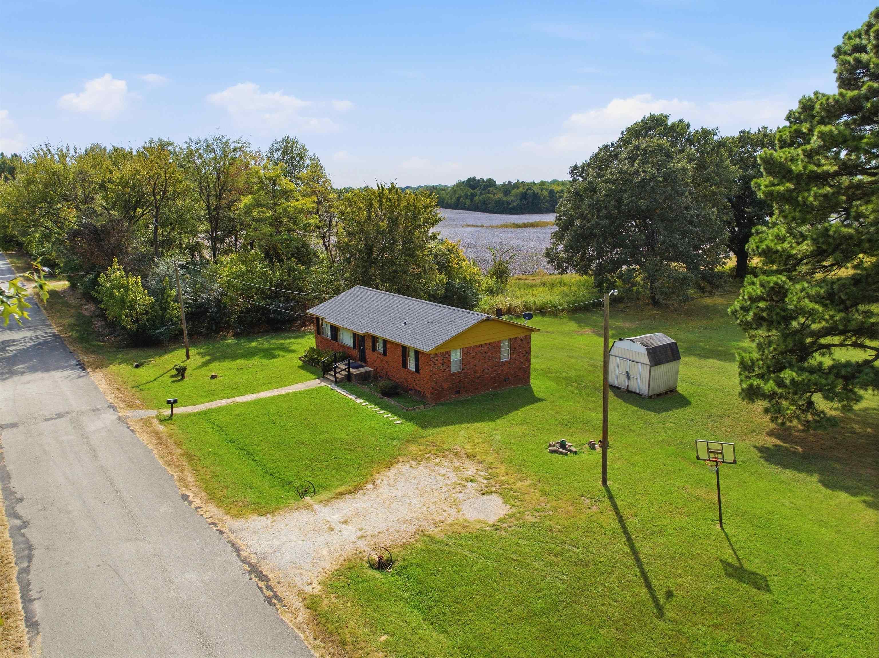 575 Bernard Rd Property Photo 5