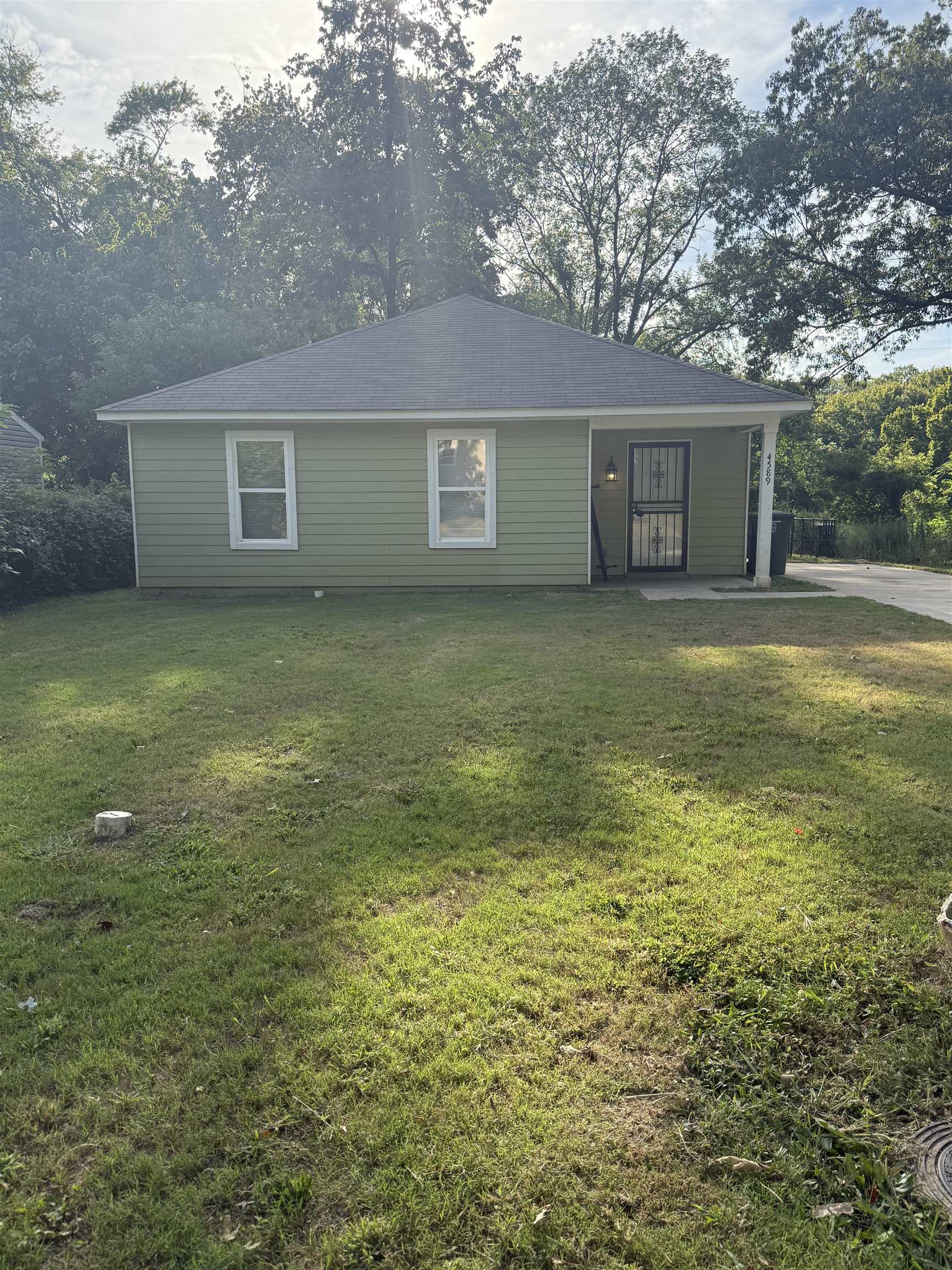 4589 Range Line Rd Property Photo 1