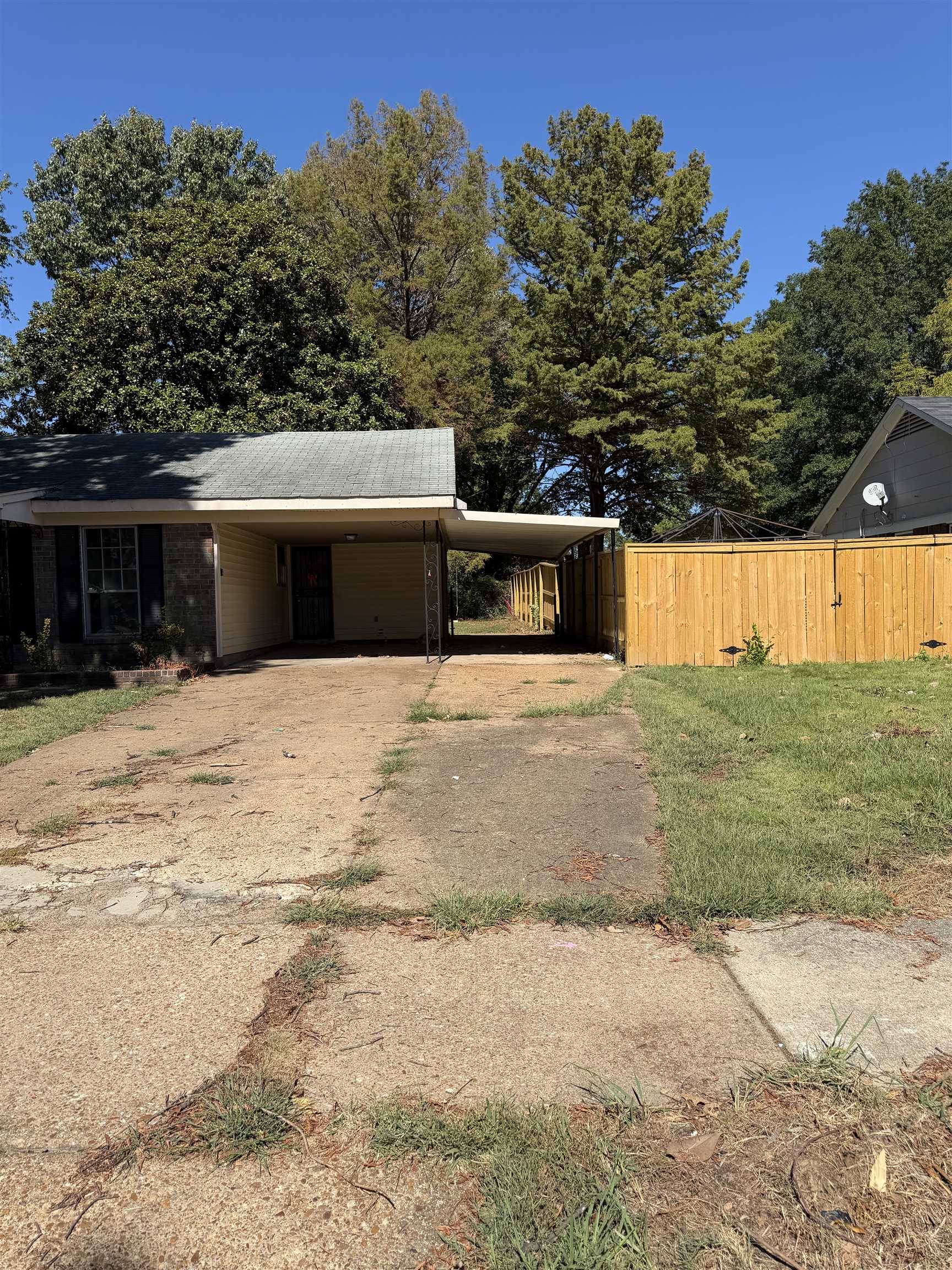 5052 Cedrick Ave Property Photo 3