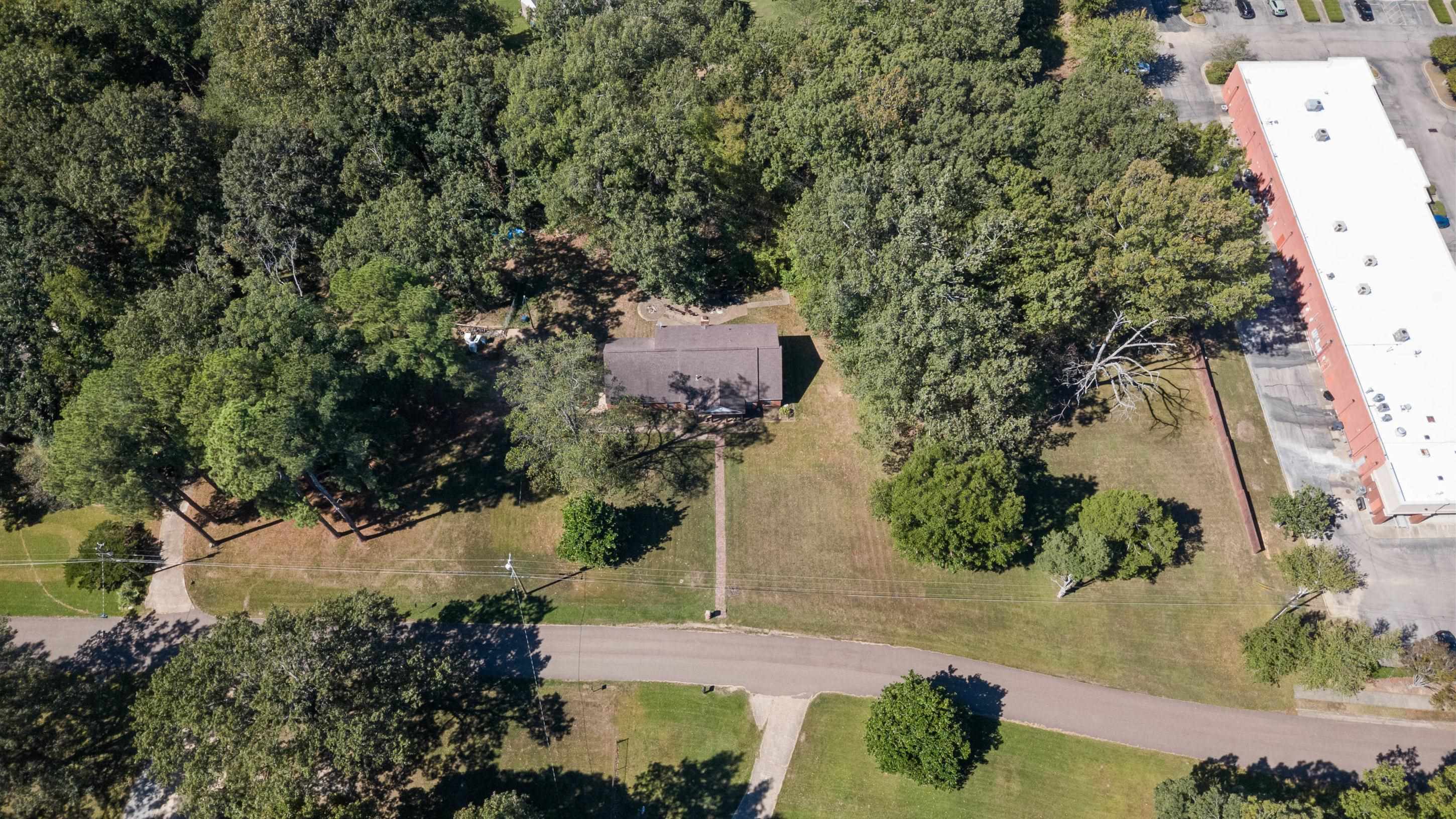 6858 Whippoorwill Rd Property Photo 26
