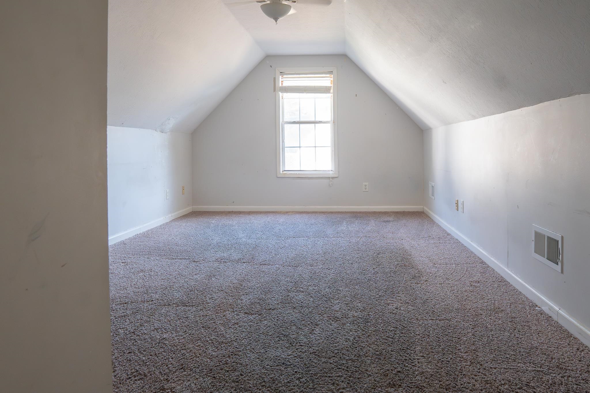 23 Weatherstone Dr Property Photo 12