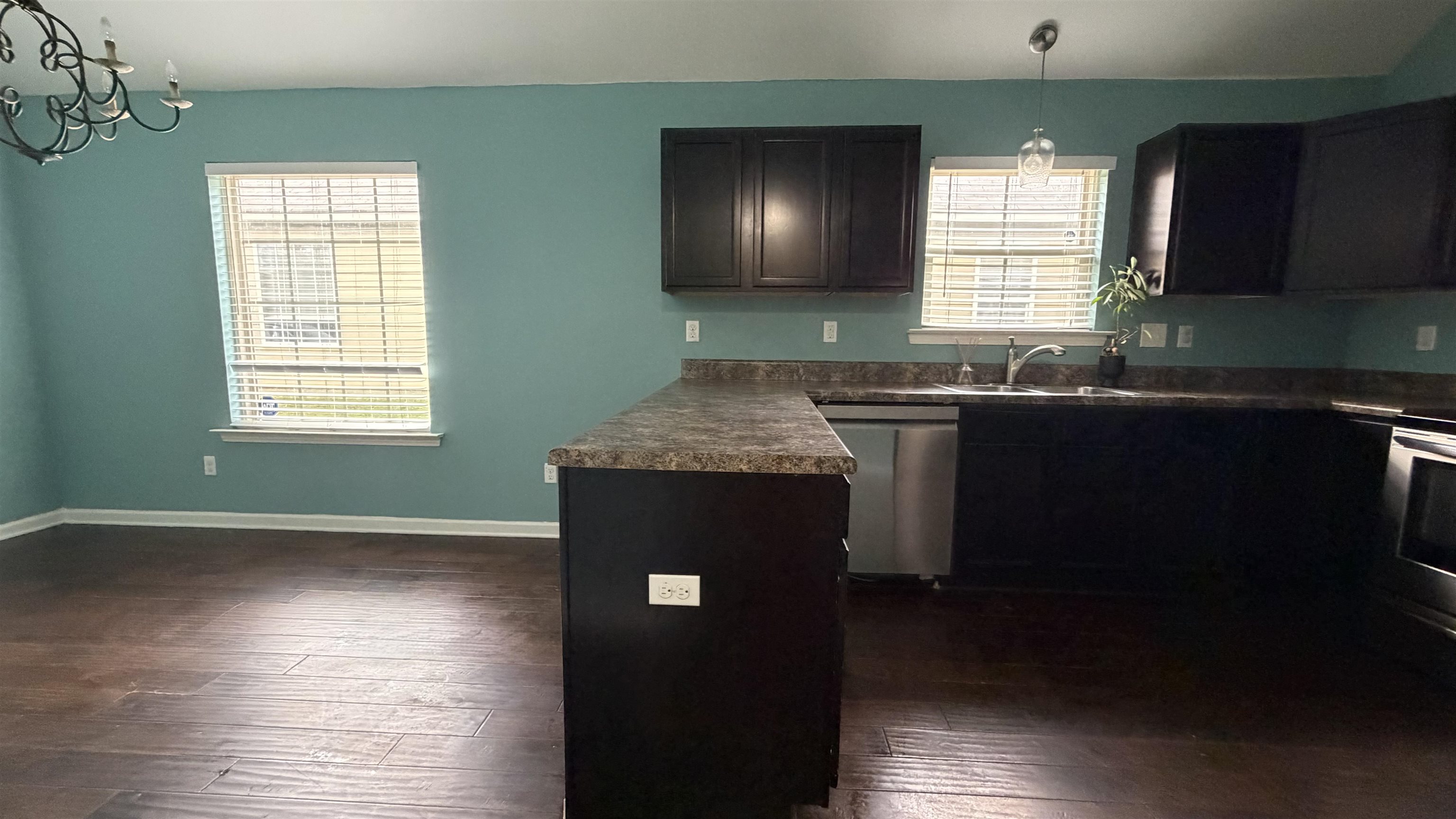 1319 Larkin Ave Property Photo 12