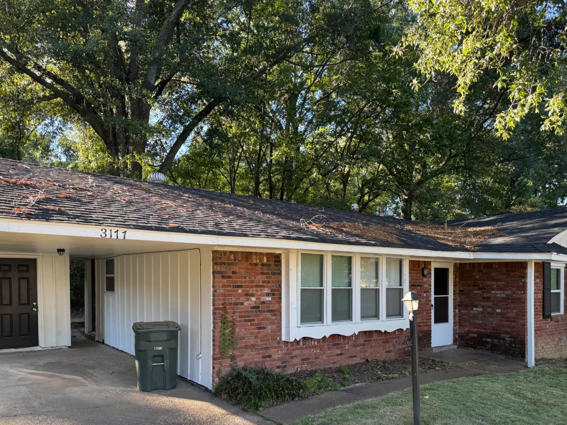 3177 Beechmont St Property Photo 1