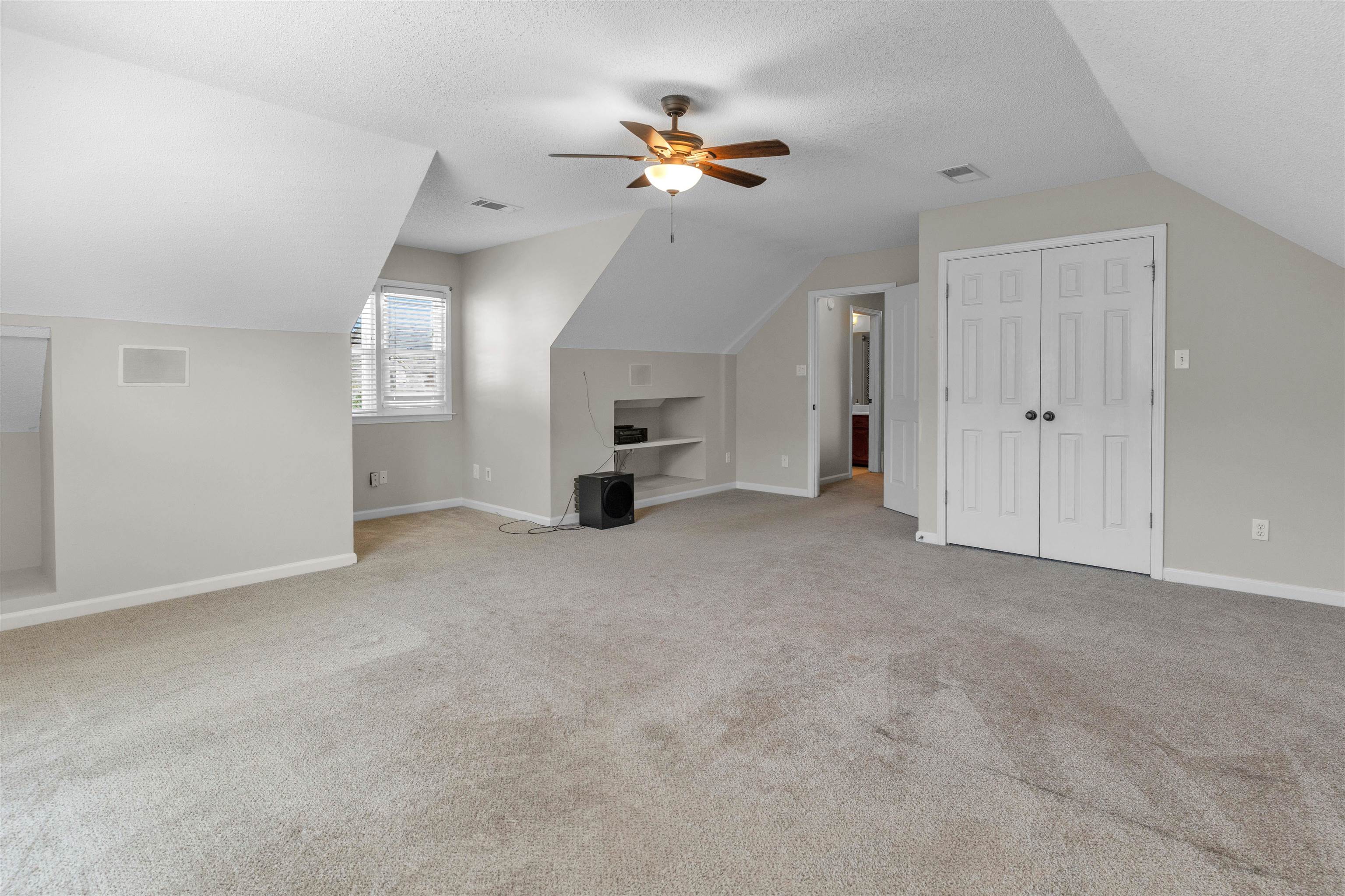 515 Whitney Way Property Photo 25