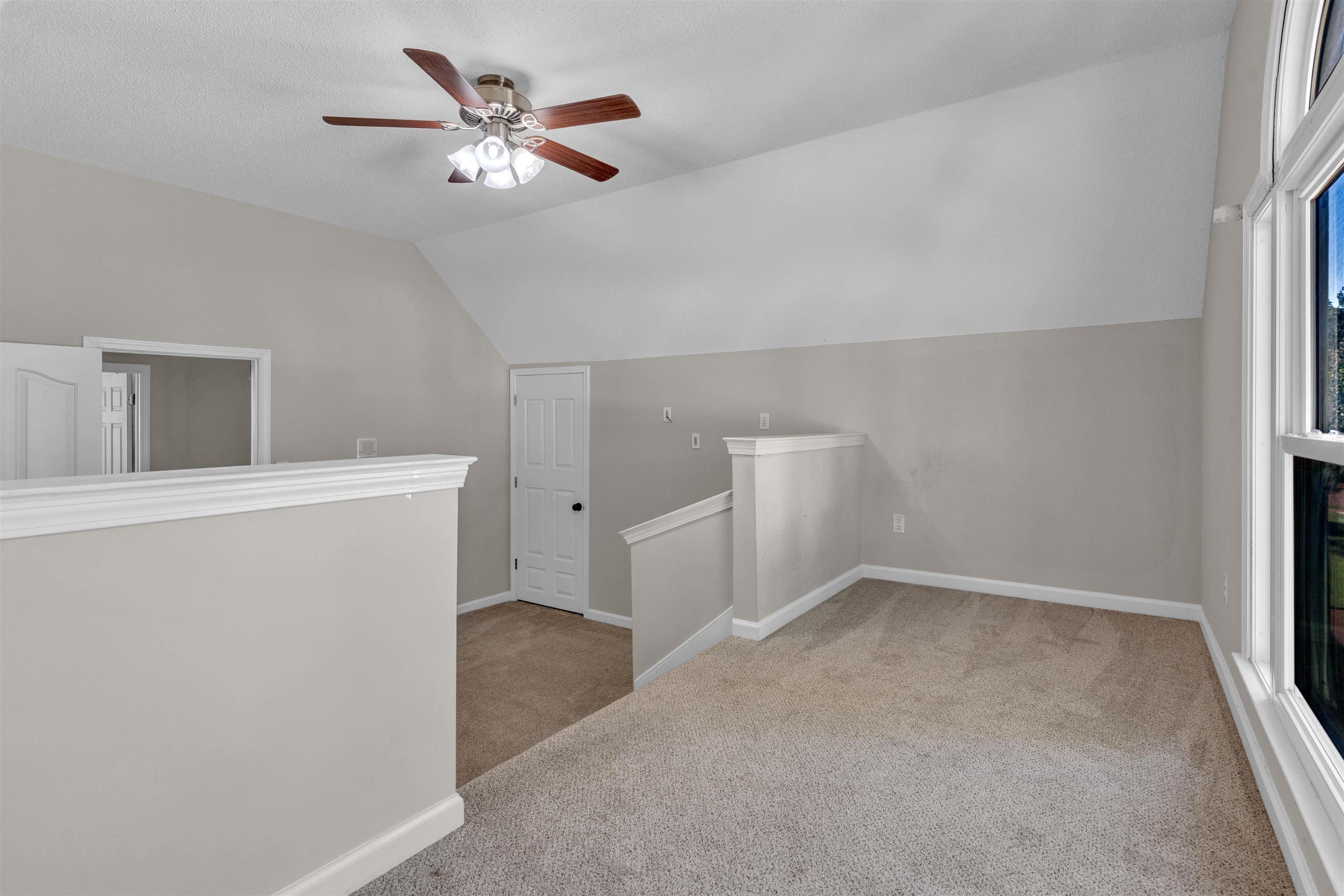 515 Whitney Way Property Photo 29