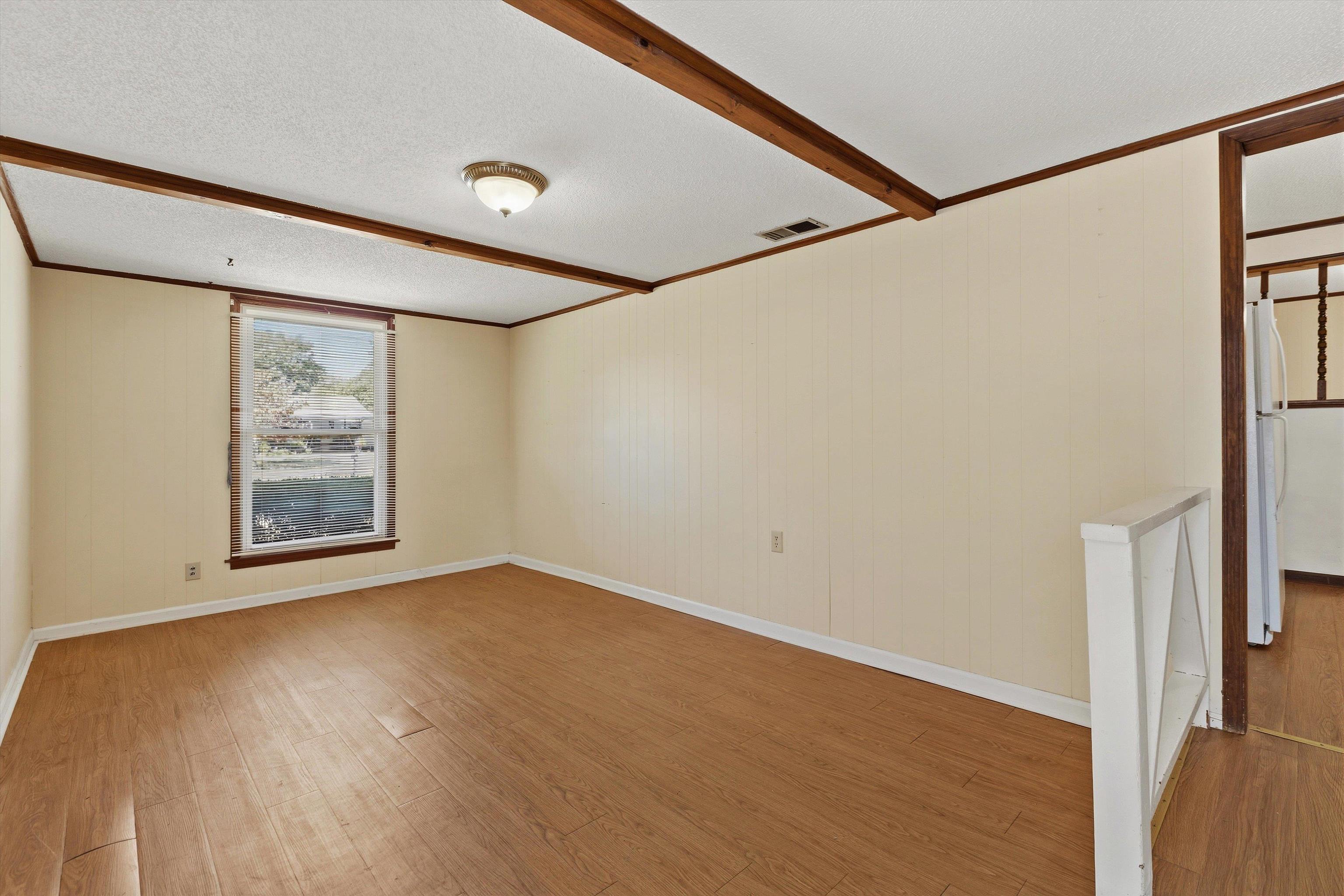 1250 Thrushcross Cv Property Photo 11