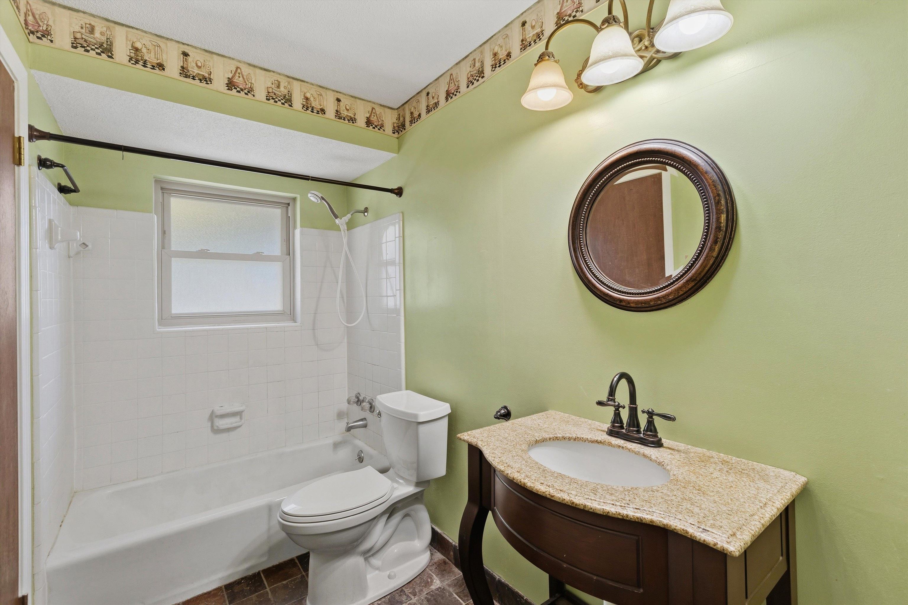 1250 Thrushcross Cv Property Photo 16