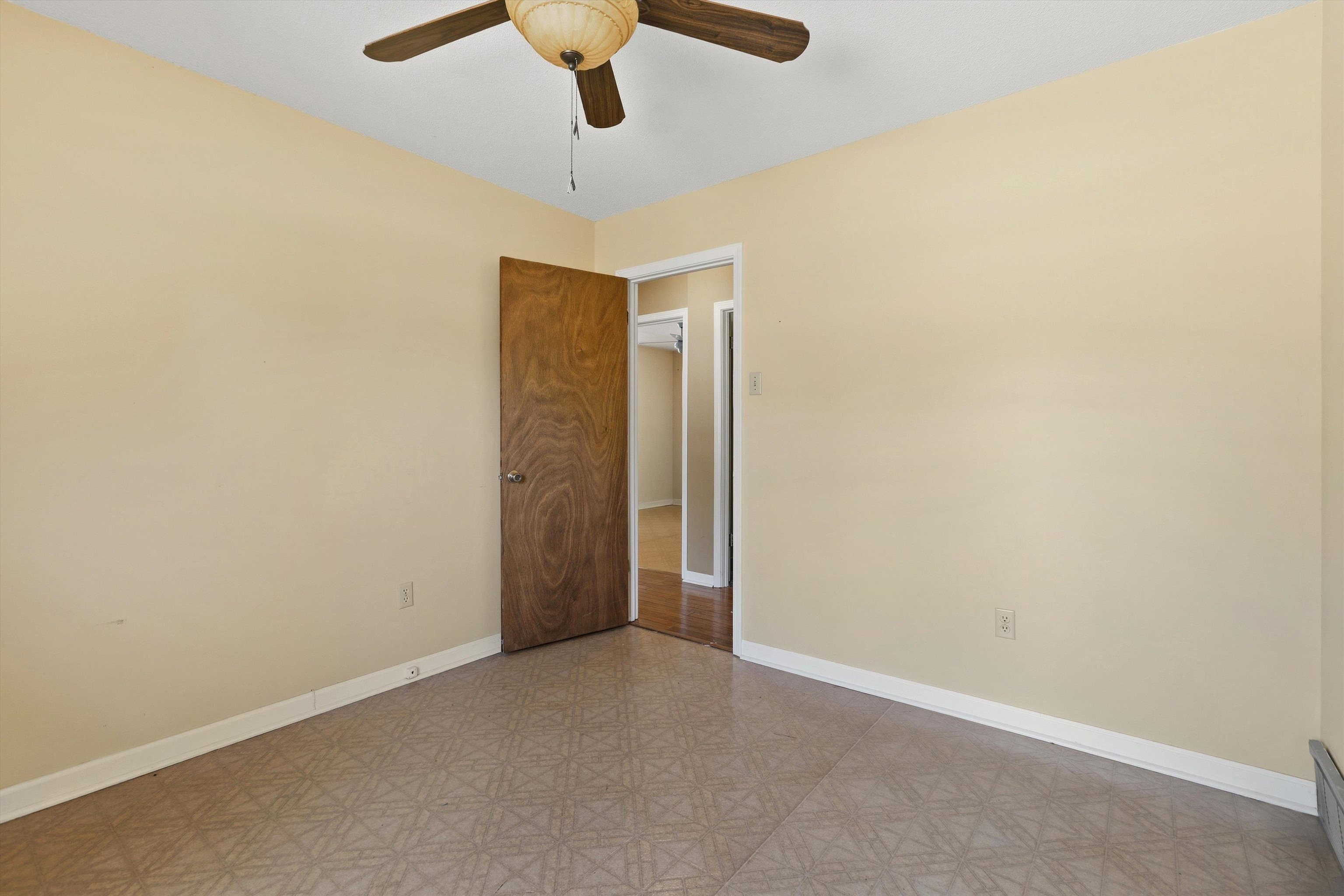 1250 Thrushcross Cv Property Photo 20