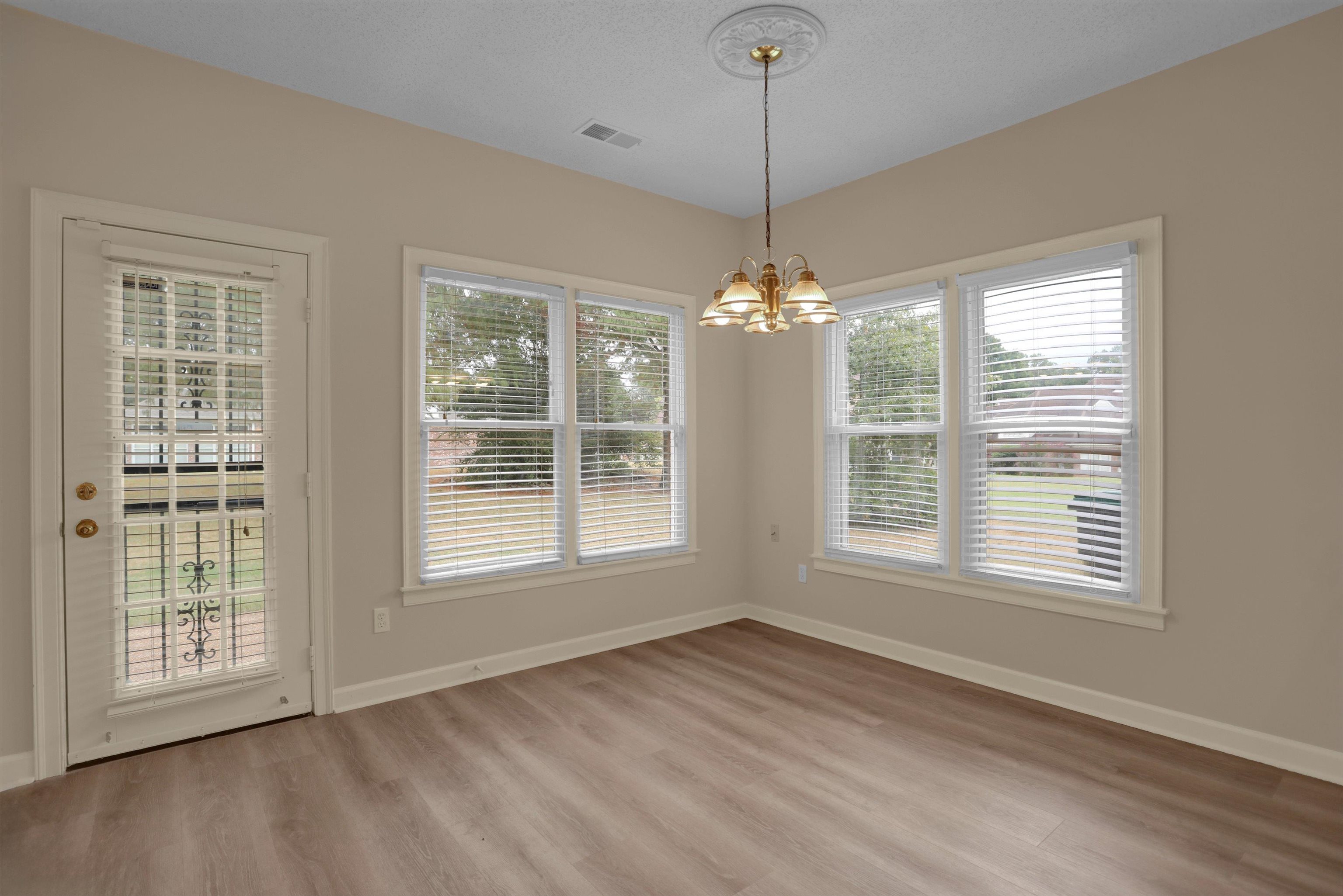 7754 October Rose Dr Property Photo 12