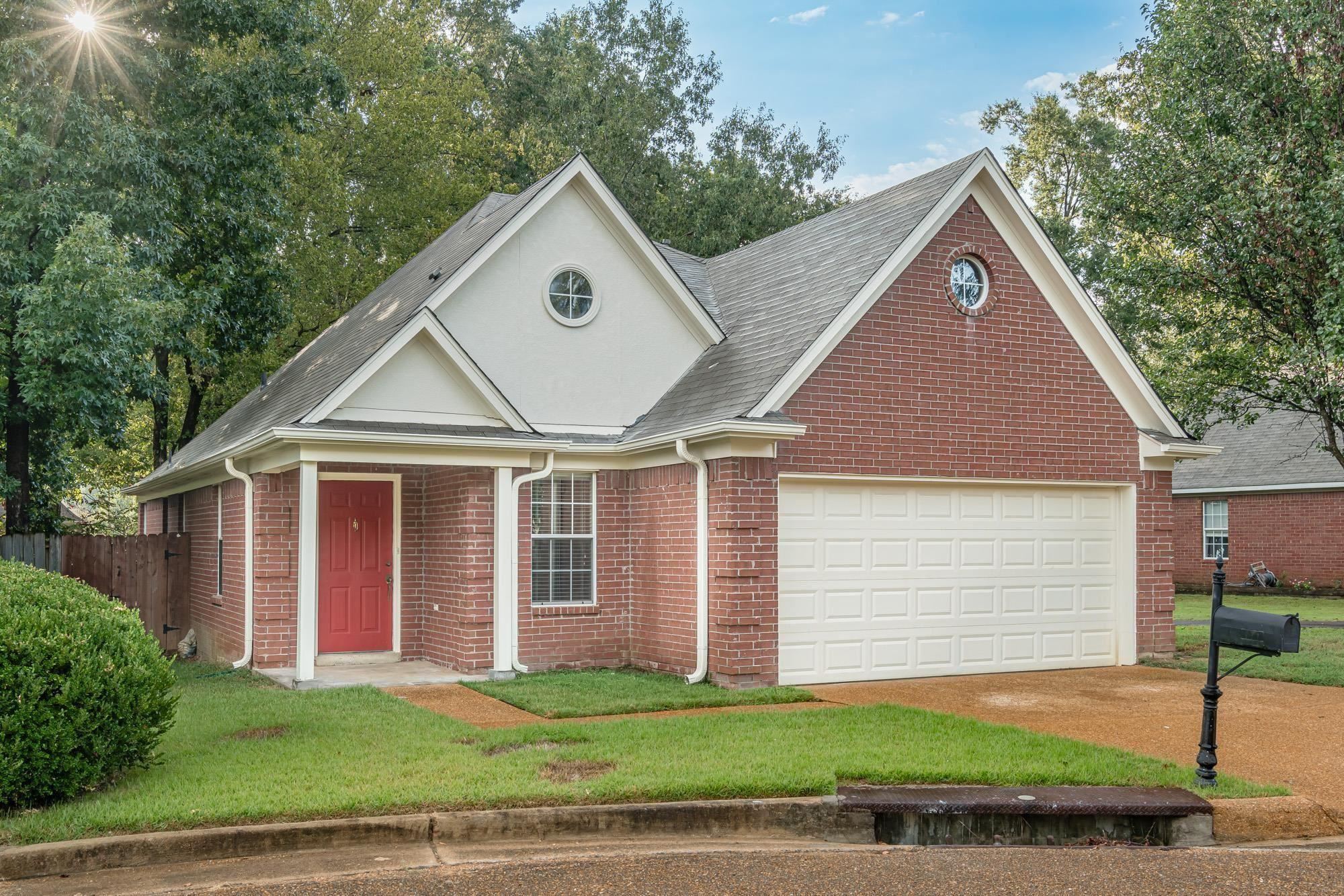 1168 Clear Creek Rd Property Photo 1