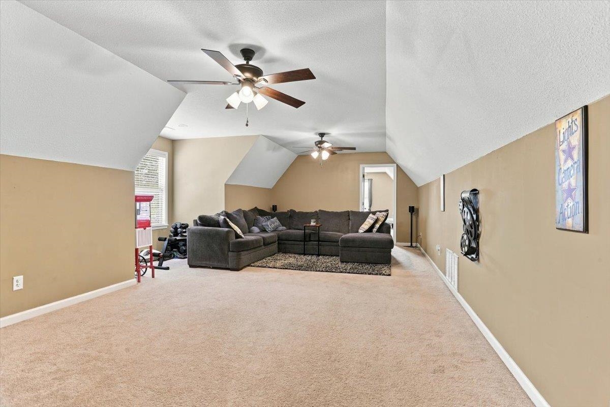 6023 Windsor Oak Dr Property Photo 27