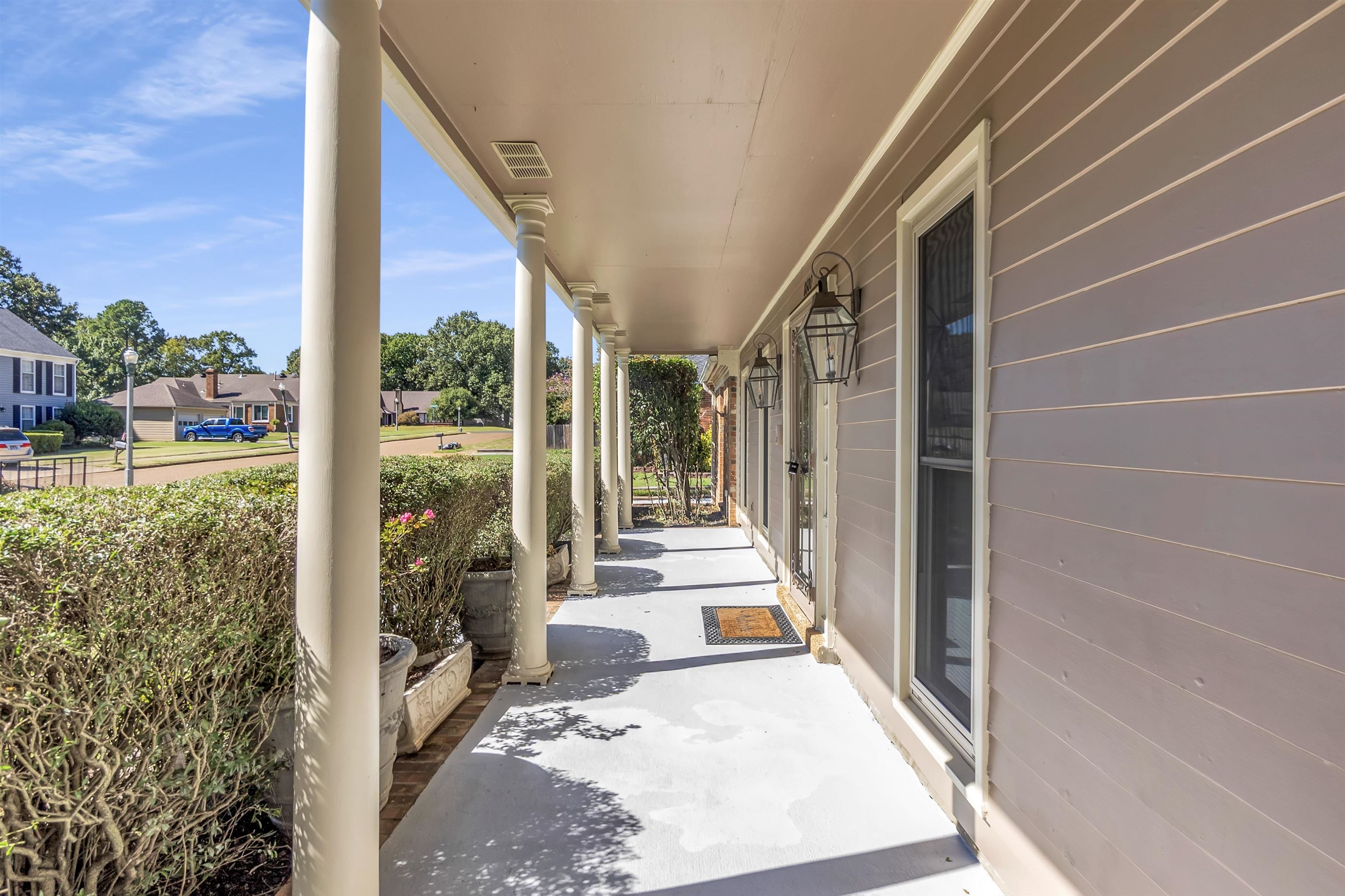 8600 Edney Ridge Dr Property Photo 4