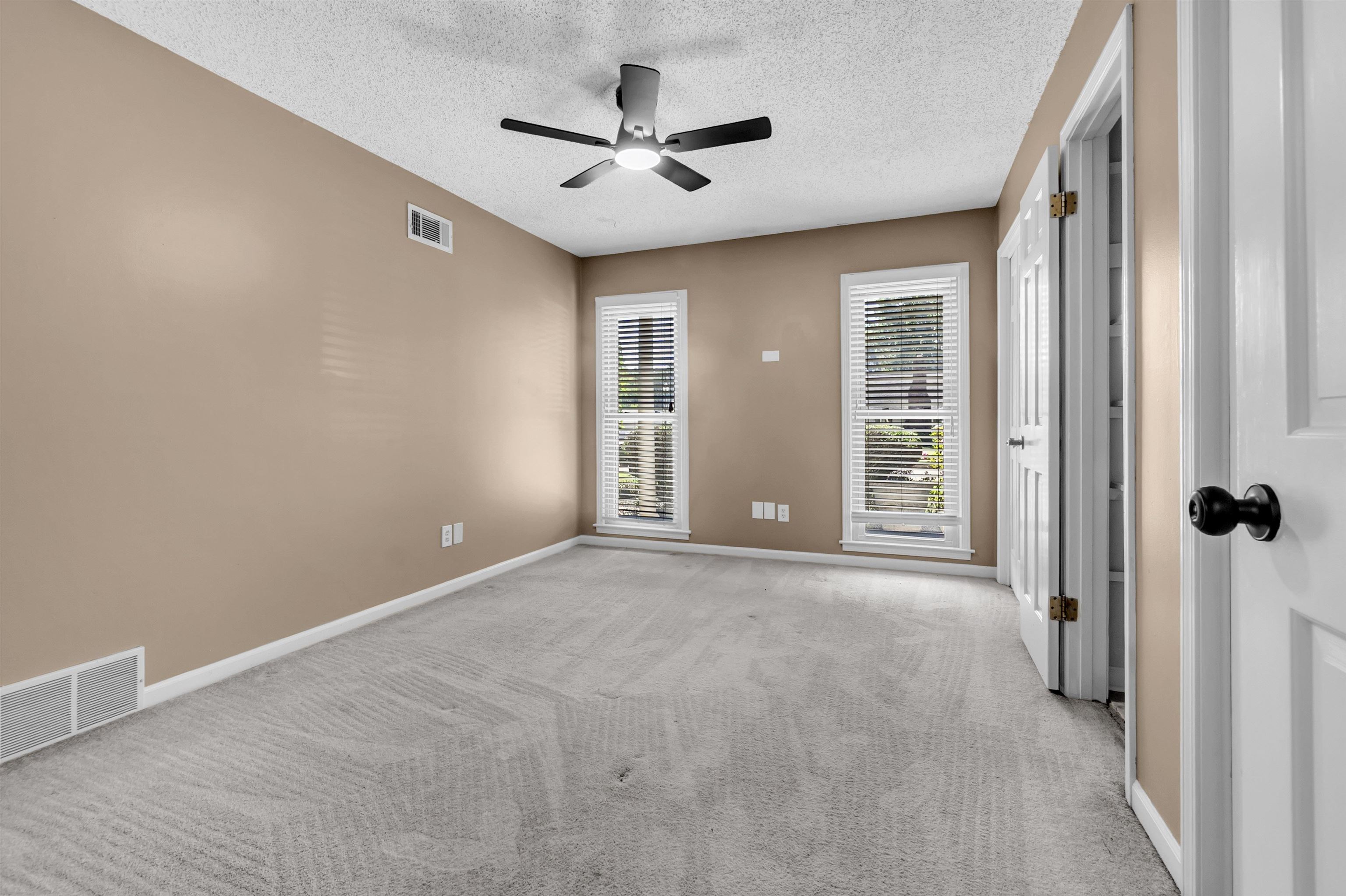 8600 Edney Ridge Dr Property Photo 16