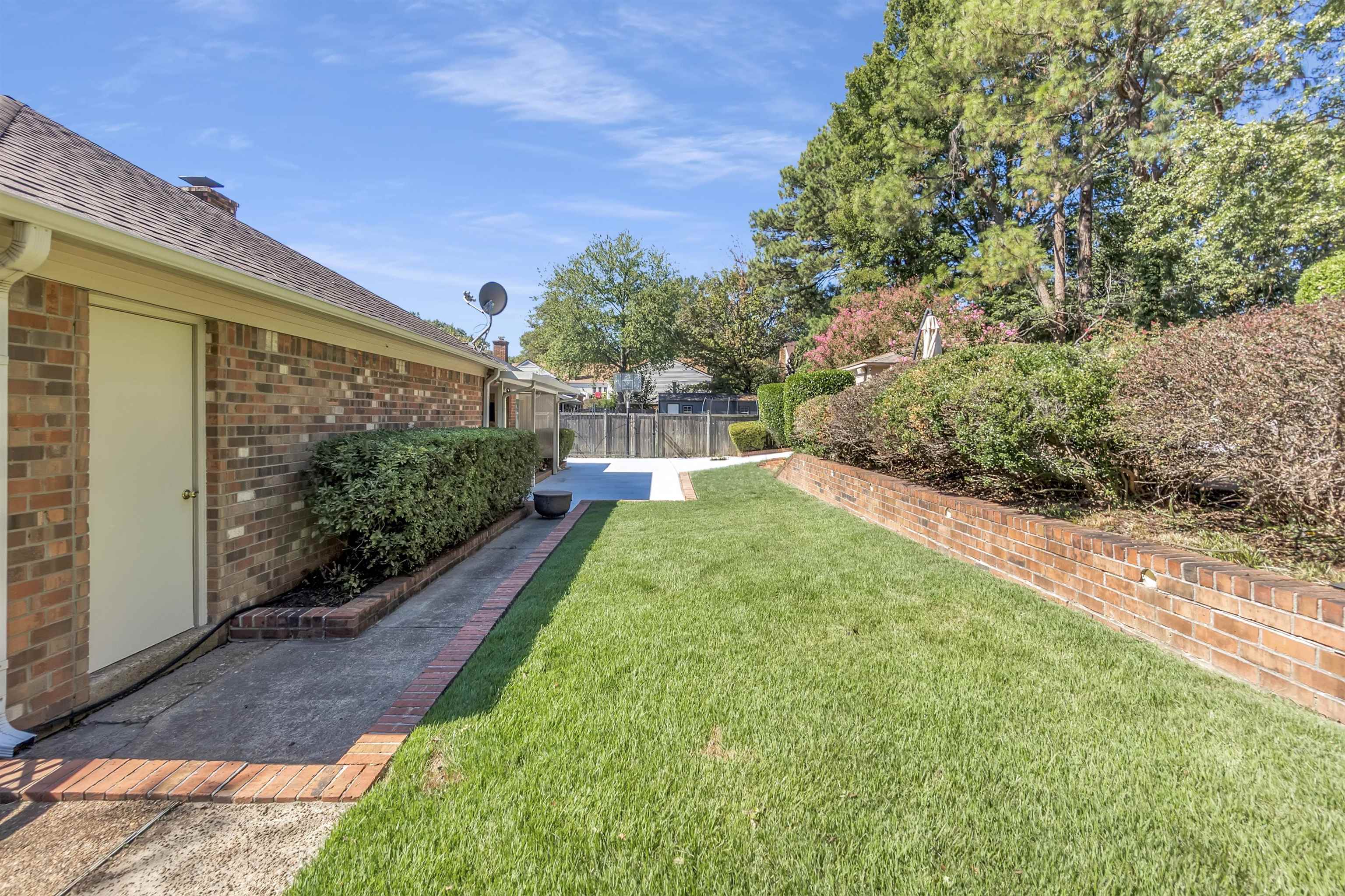 8600 Edney Ridge Dr Property Photo 35